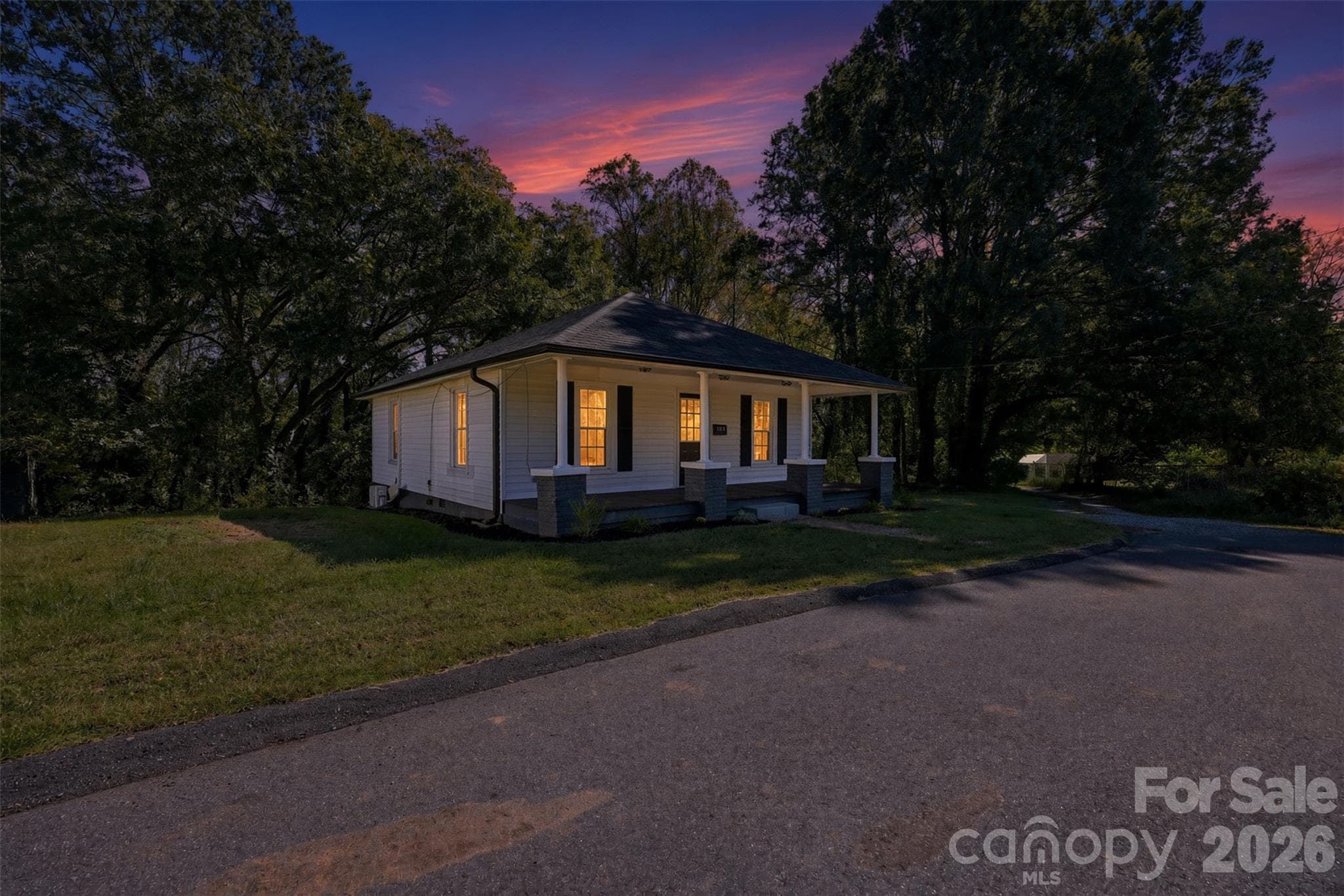 Single Family Residence at 333 Derby Avenue, Newton, photo 3 of 45