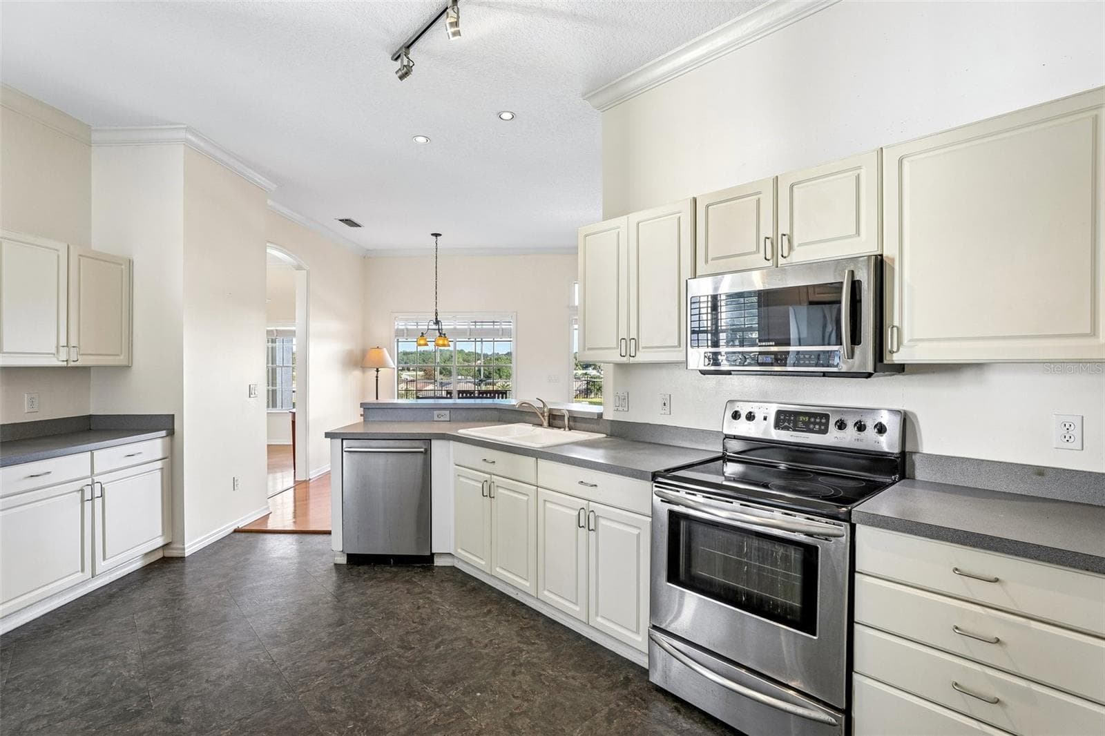 Kitchen - 7891 BRIDGESTONE DR, ORLANDO