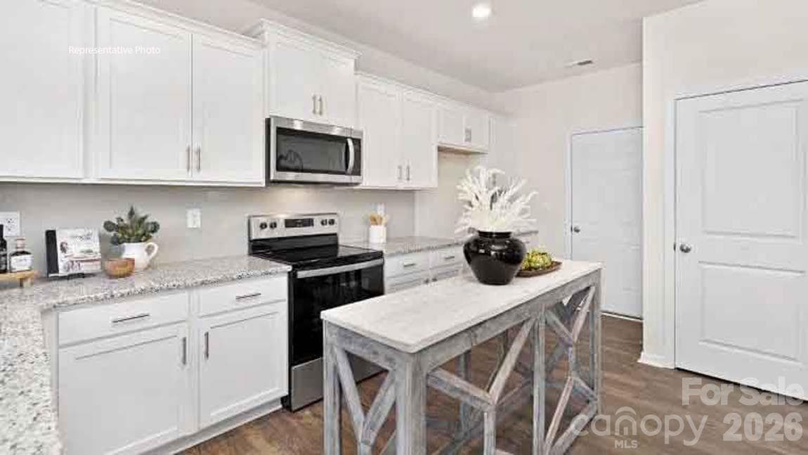 Single Family Residence at 2841 Frances View Lane, Lincolnton, photo 10 of 18