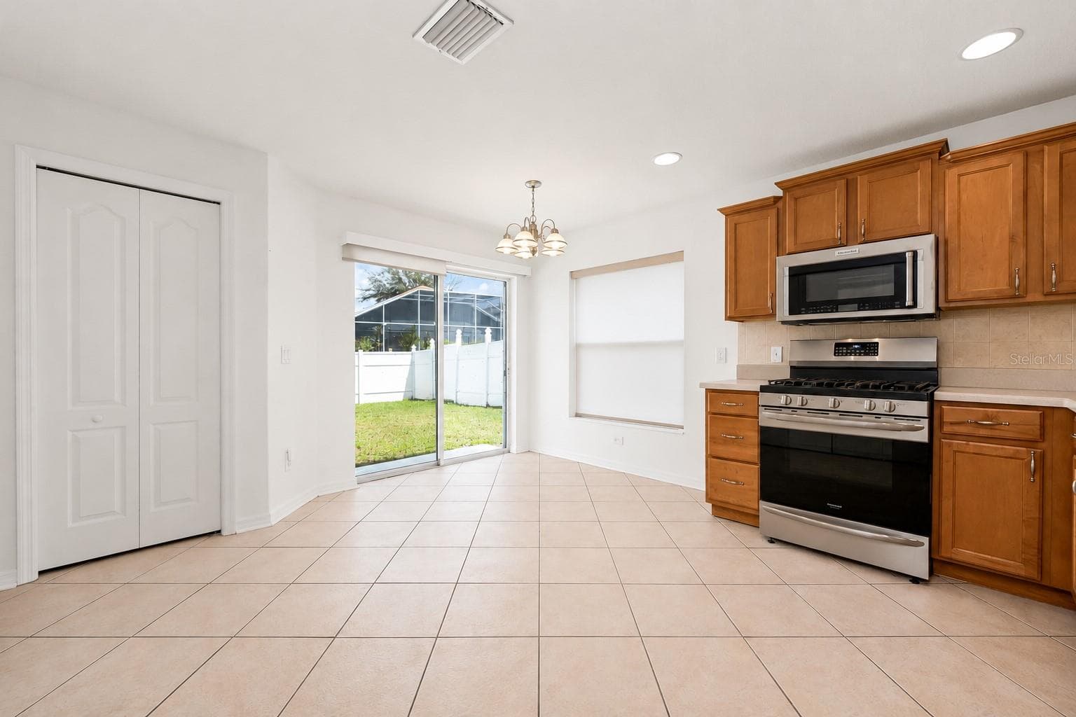 Single Family Residence at 10230 41ST CT E, PARRISH, photo 7 of 31