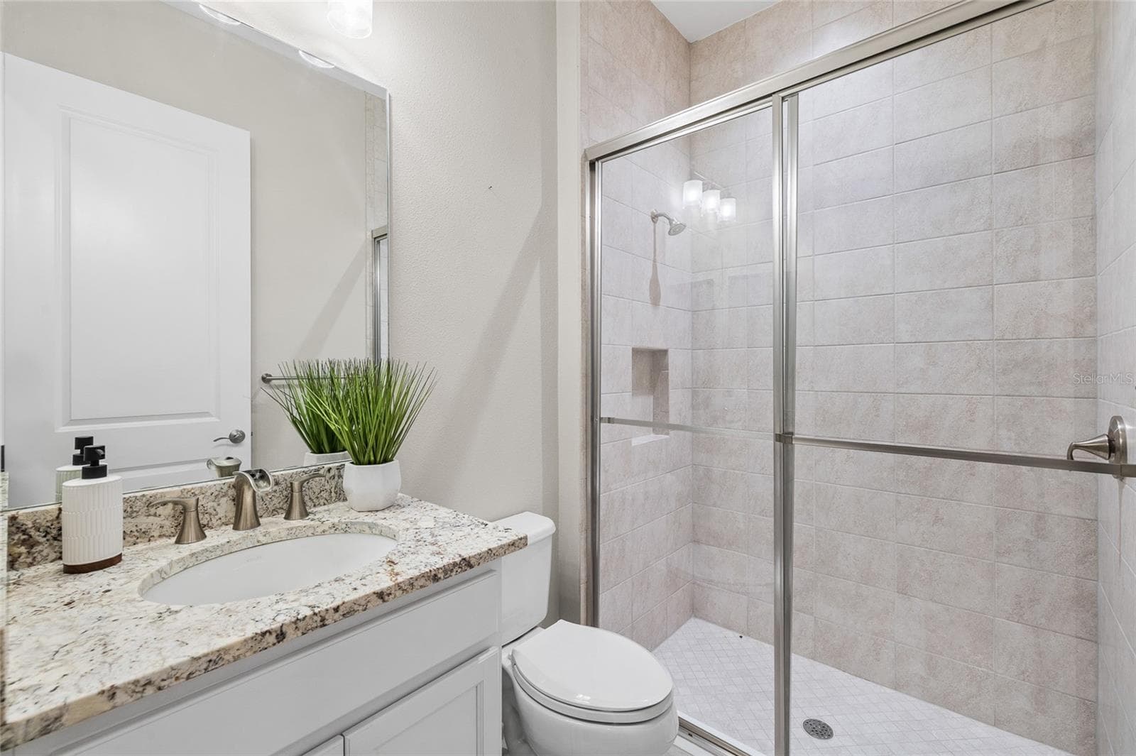 Downstairs full bathroom - 30351 TRISTANIA CT, WESLEY CHAPEL
