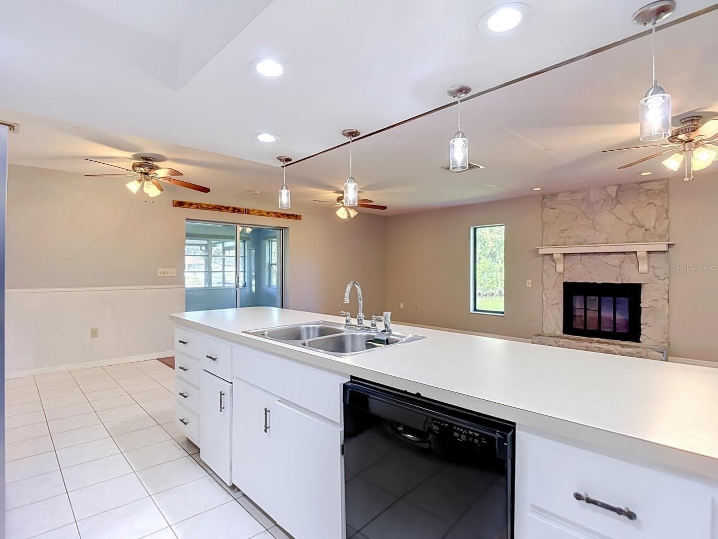 Single Family Residence at 4045 SAIL DR, NEW PORT RICHEY, photo 4 of 27