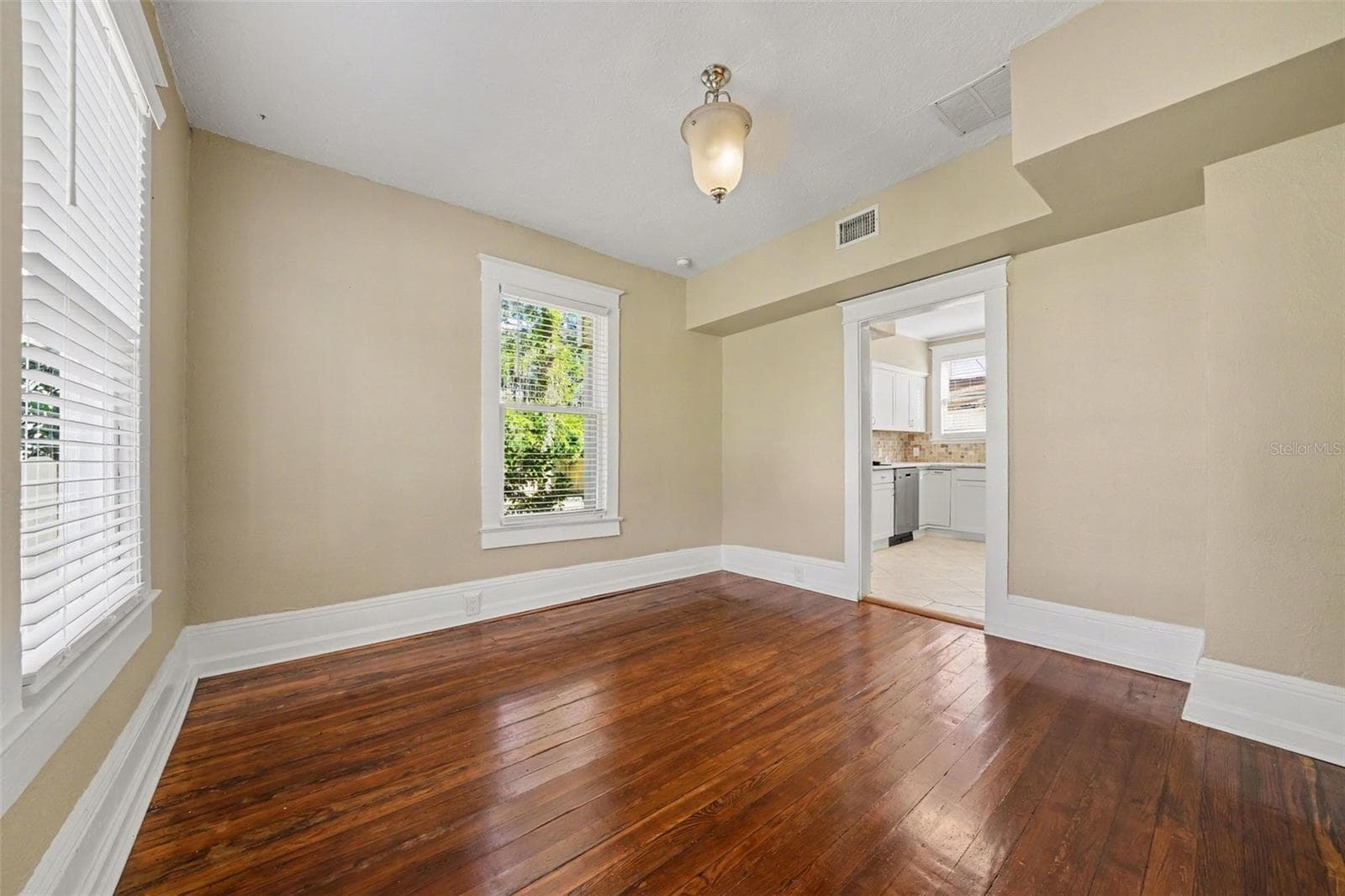 Single Family Residence at 314 W 3RD ST, SANFORD, photo 10 of 29