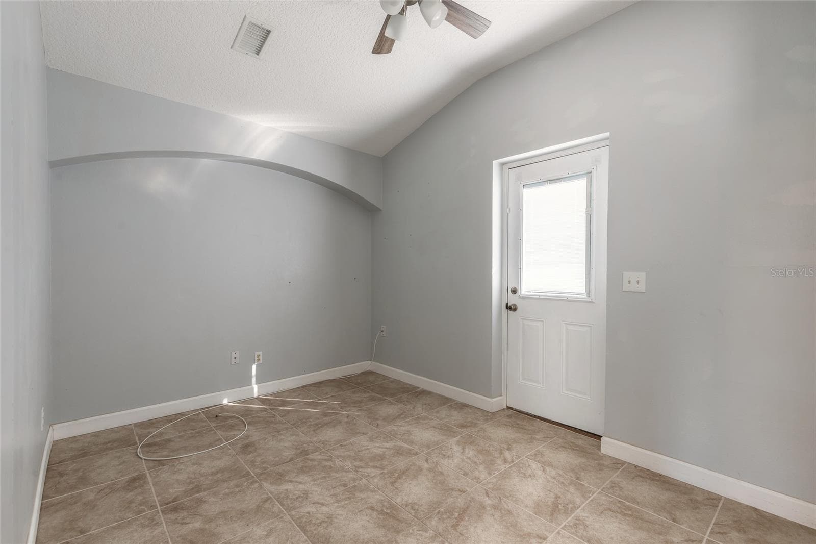 Single Family Residence at 228 E HOLLY DR, ORANGE CITY, photo 16 of 37