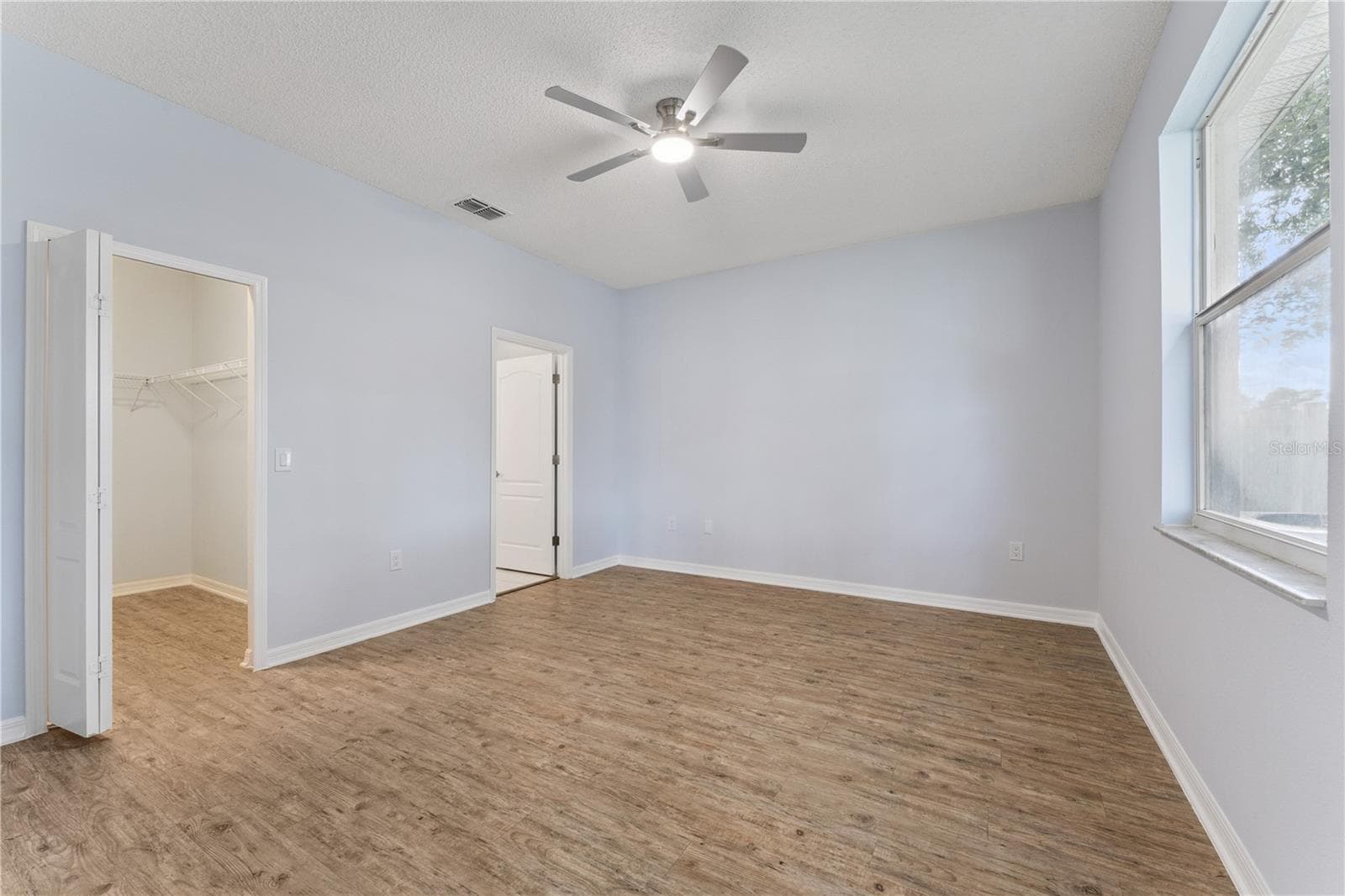 Single Family Residence at 5731 VISTA LINDA DR, ORLANDO, photo 9 of 18