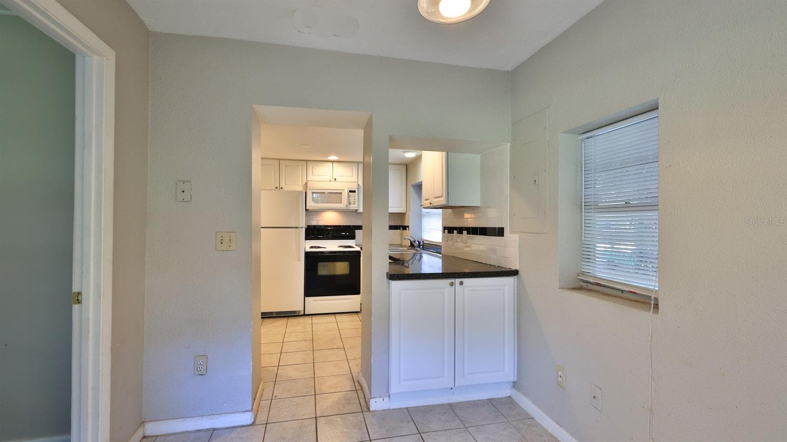 Single Family Residence at 5150 N OCEAN SHORE BLVD, PALM COAST, photo 19 of 32