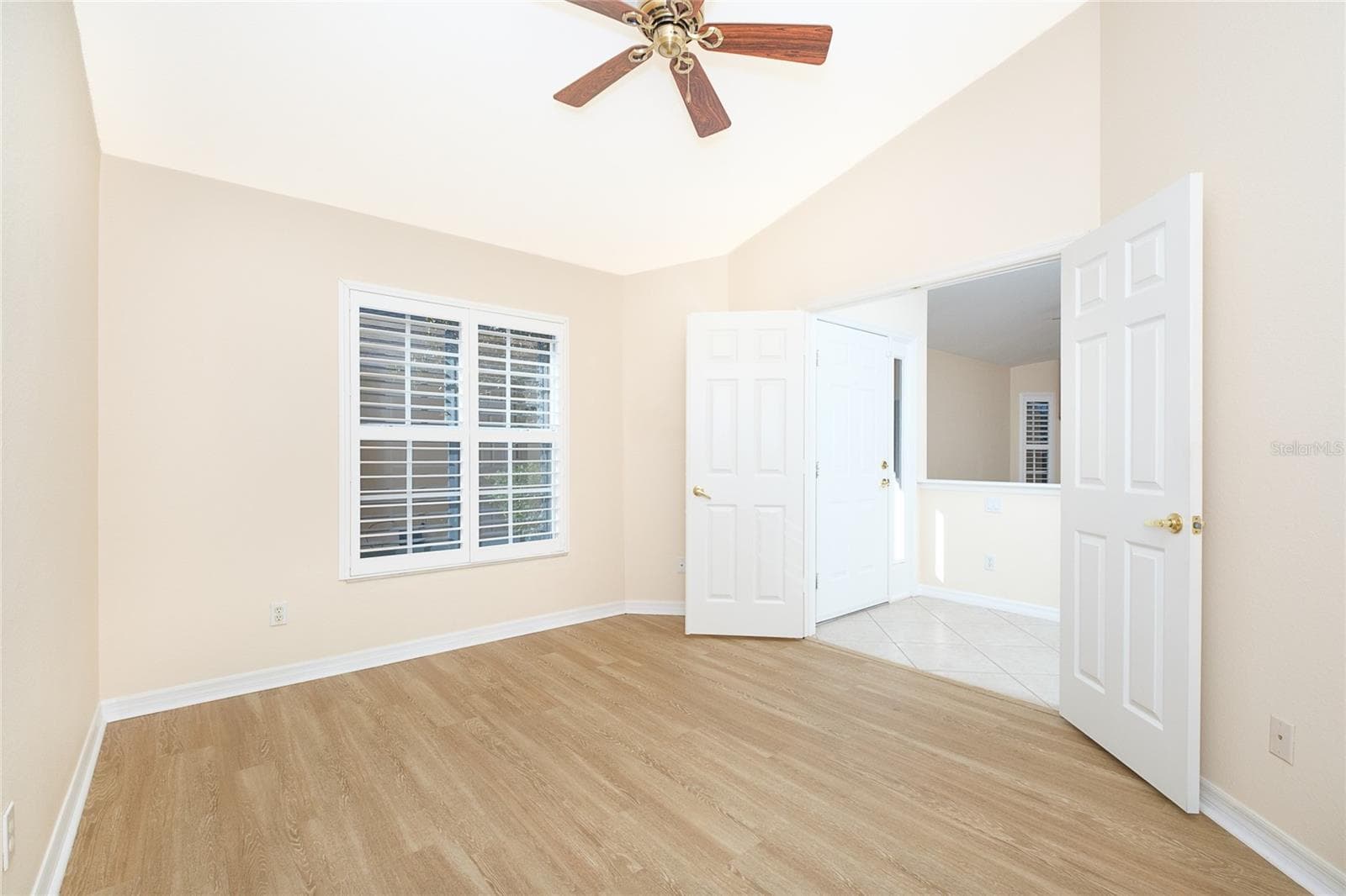 Vinyl Flooring - 4057 FAIRWAY DR, NORTH PORT