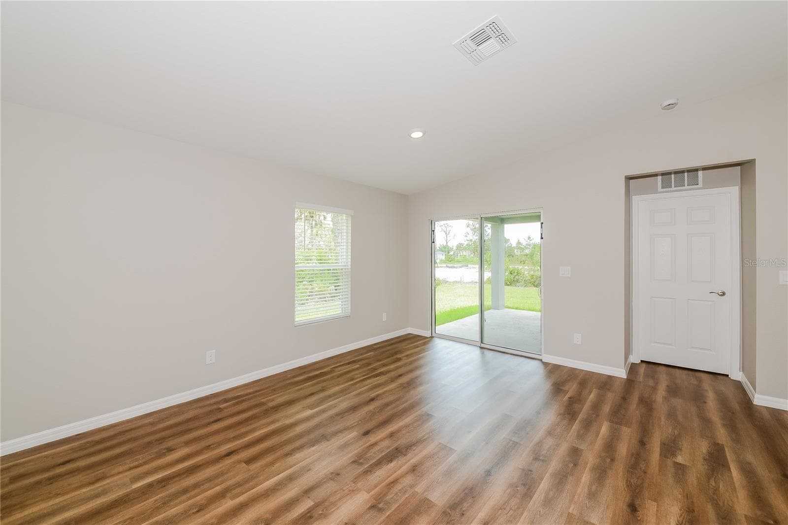 Single Family Residence at 12114 VAN LOON AVE, PORT CHARLOTTE, photo 2 of 15