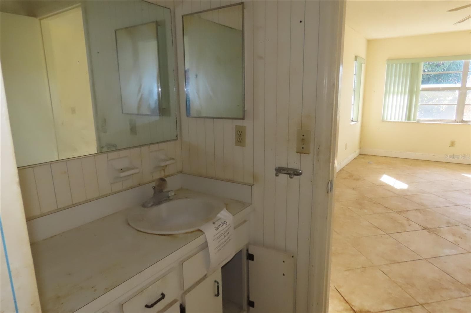 Single Family Residence at 910 EL RANCHO DR, SUN CITY CENTER, photo 33 of 38