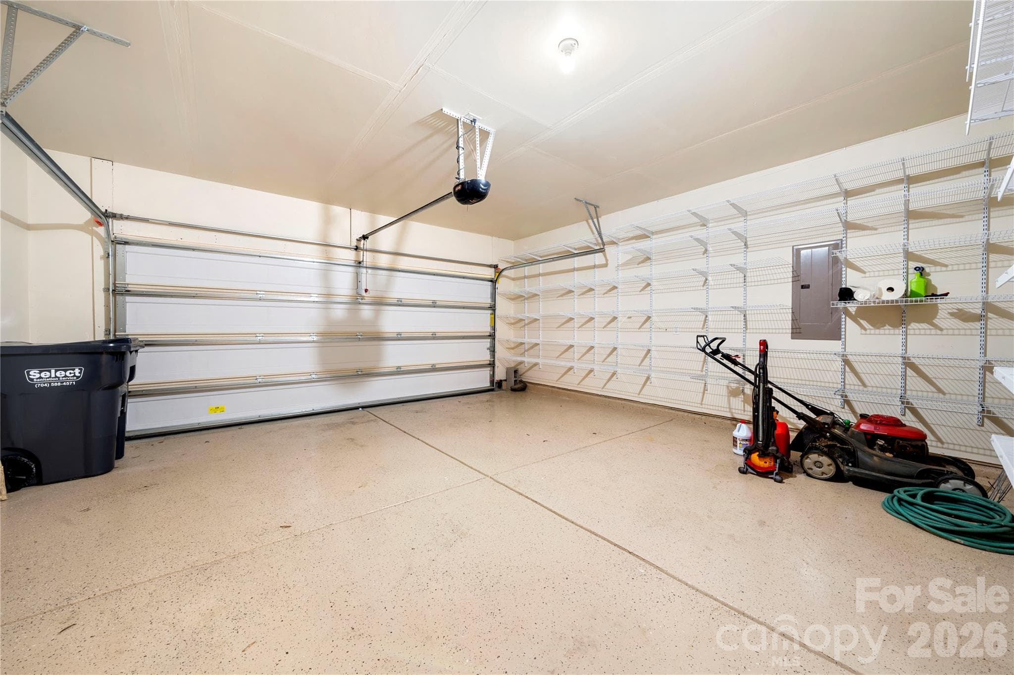 Garage with storage - 14719 Glenduff Place, Charlotte