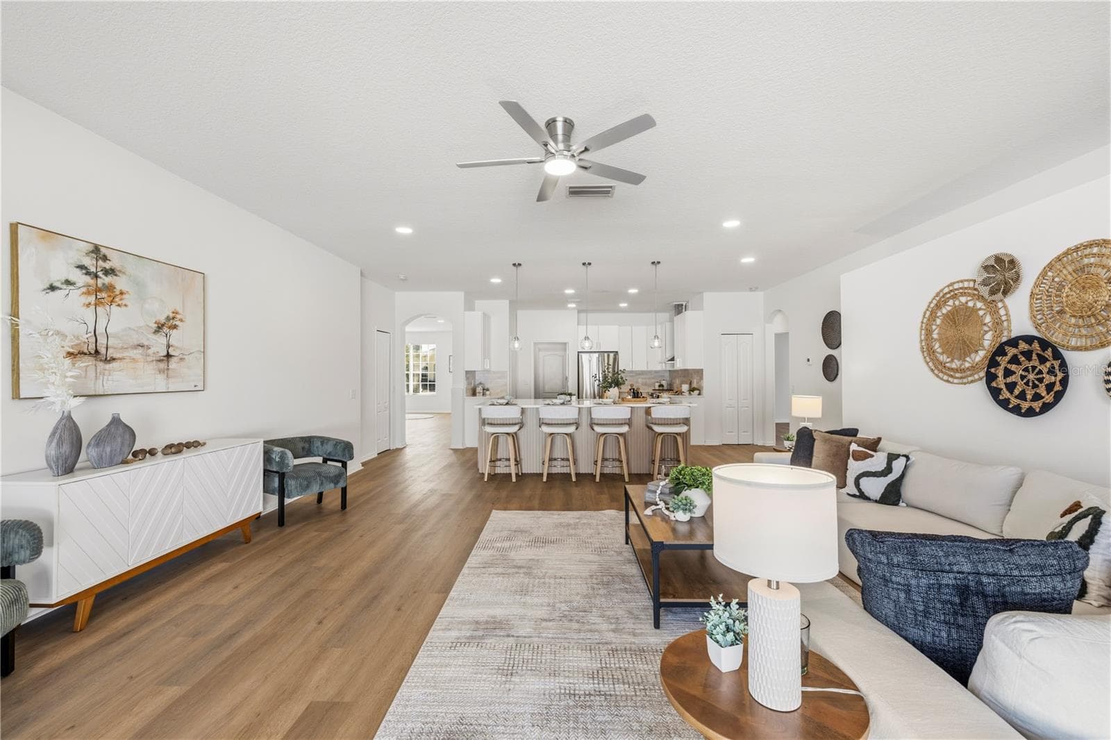 Family Room - 10416 MEADOW SPRING DR, TAMPA