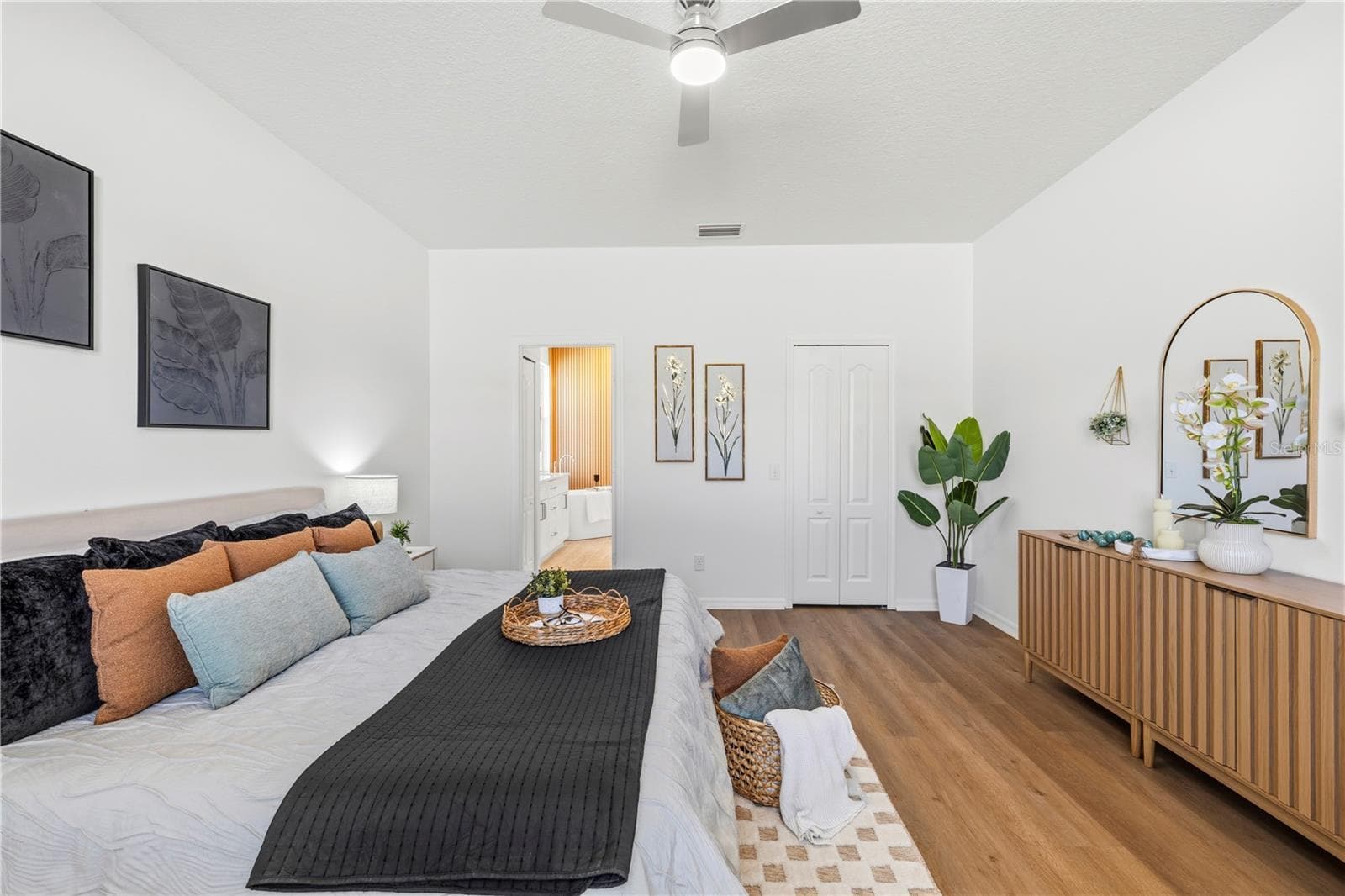 Primary Bedroom - 10416 MEADOW SPRING DR, TAMPA