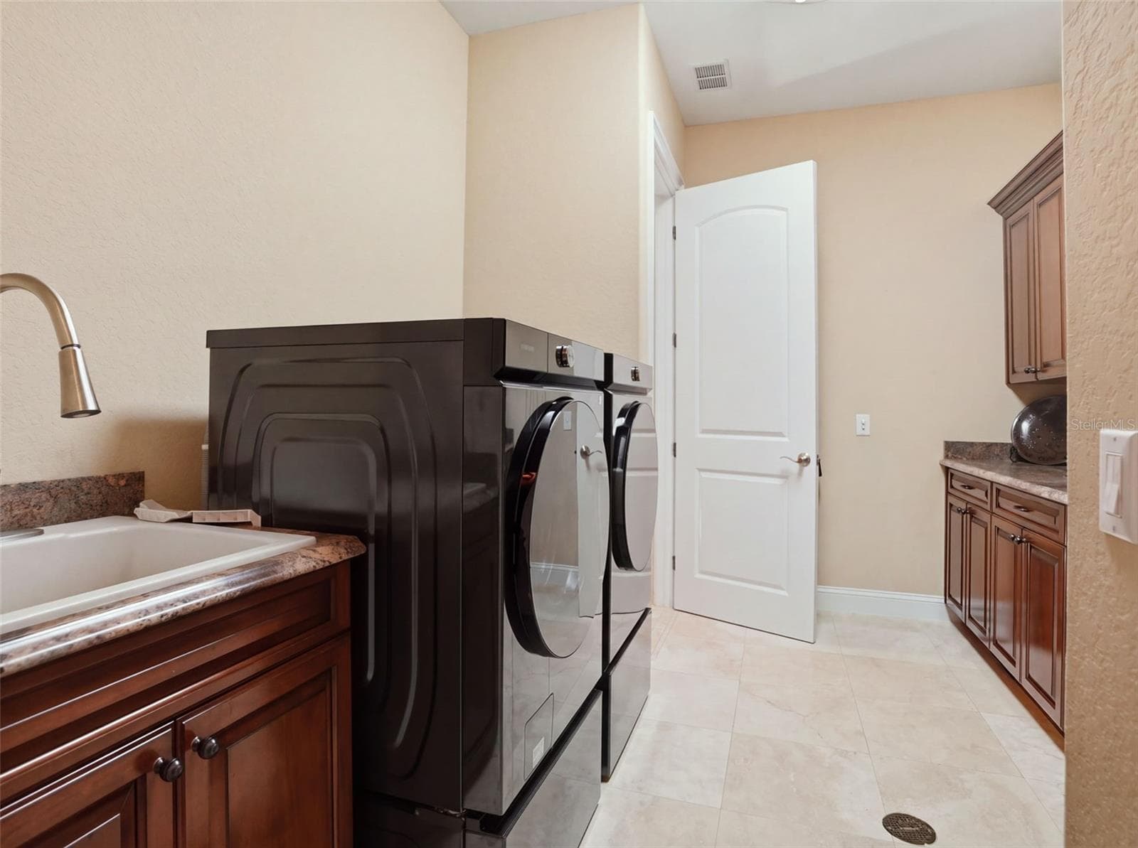 Laundry Room - 1450 VIRGINIA LEE CIR, BROOKSVILLE