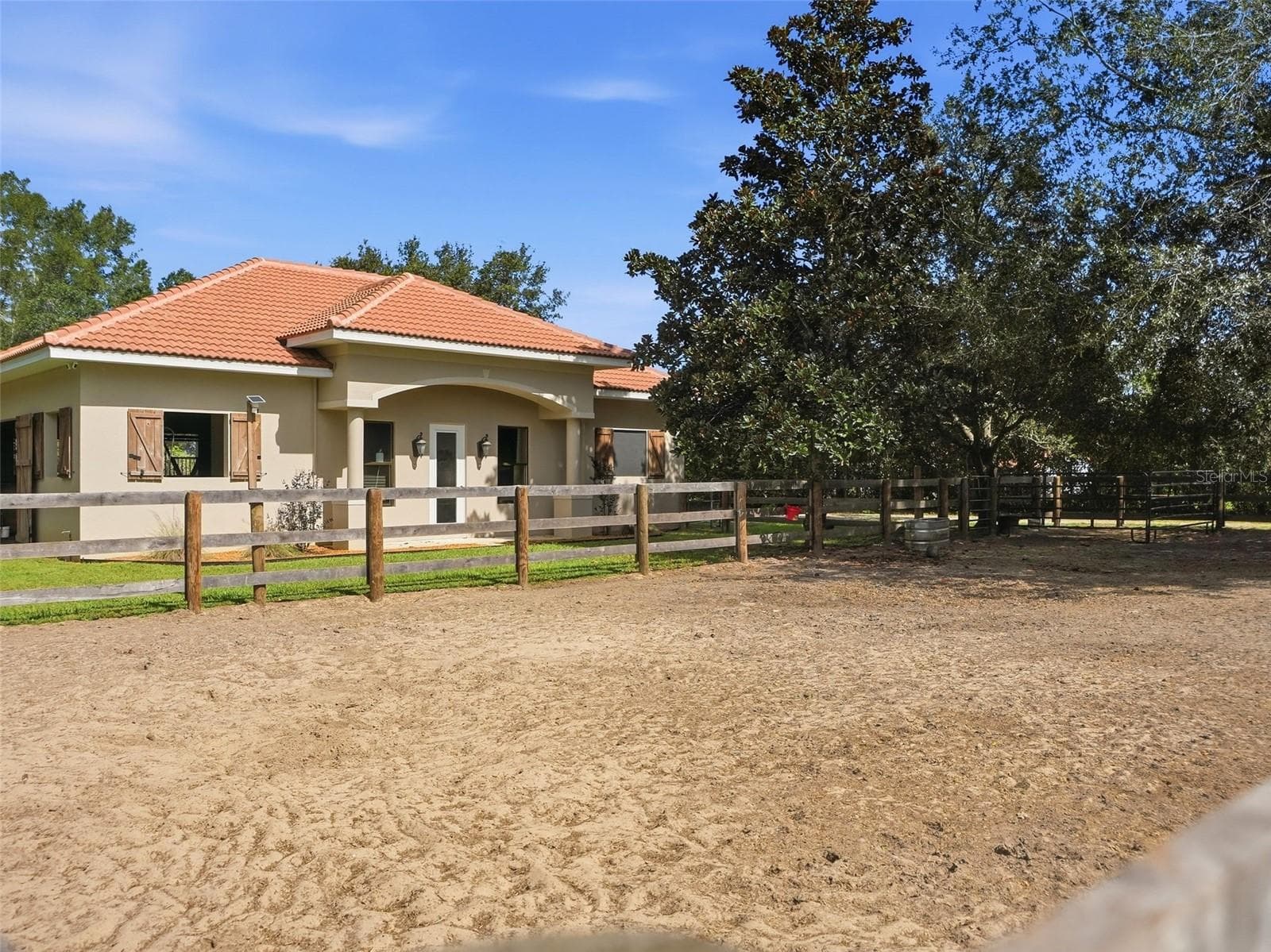 Horse Barn - 1450 VIRGINIA LEE CIR, BROOKSVILLE