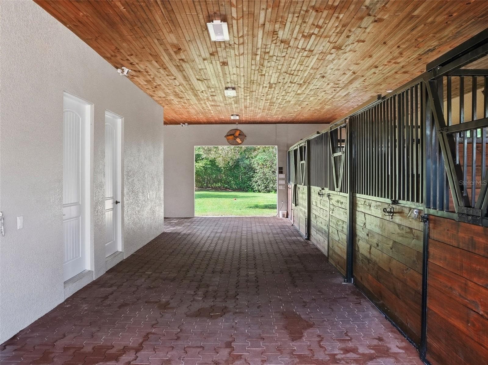 4 Stalls (one with a sliding partition) - 1450 VIRGINIA LEE CIR, BROOKSVILLE