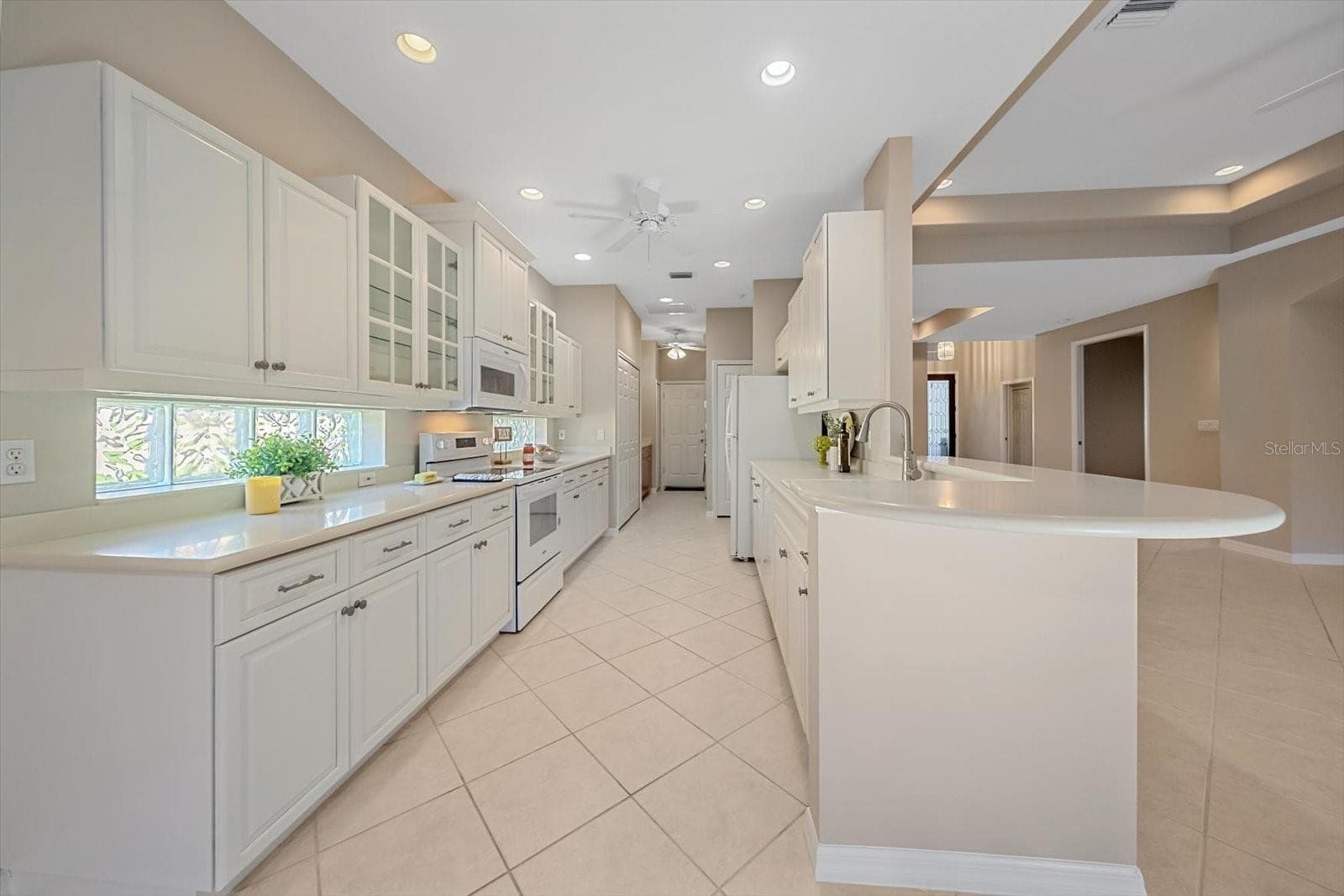 Single Family Residence at 7050 OWLS NEST TER, BRADENTON, photo 9 of 54