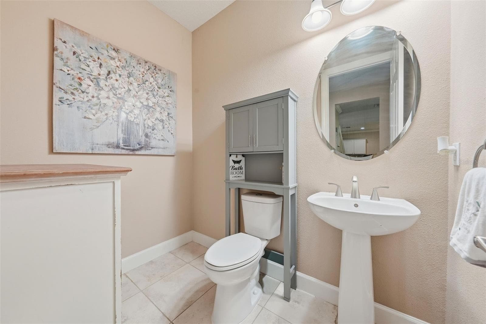 Powder Room 1 - 30145 LOSINO CV, MOUNT DORA