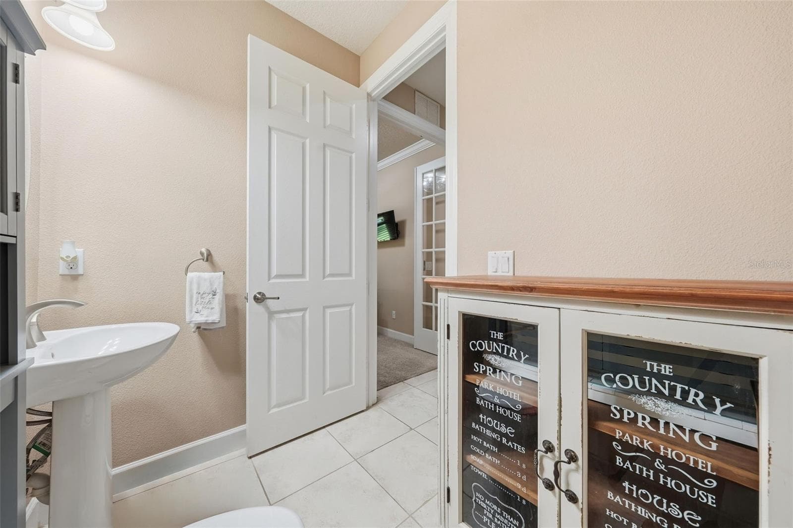 Powder Room 1 - 30145 LOSINO CV, MOUNT DORA