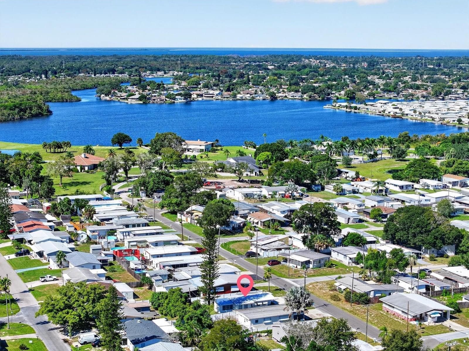 Red arrow shows location of mobile home. Not in a flood zone. - 4120 BUENA VISTA LN, HOLIDAY