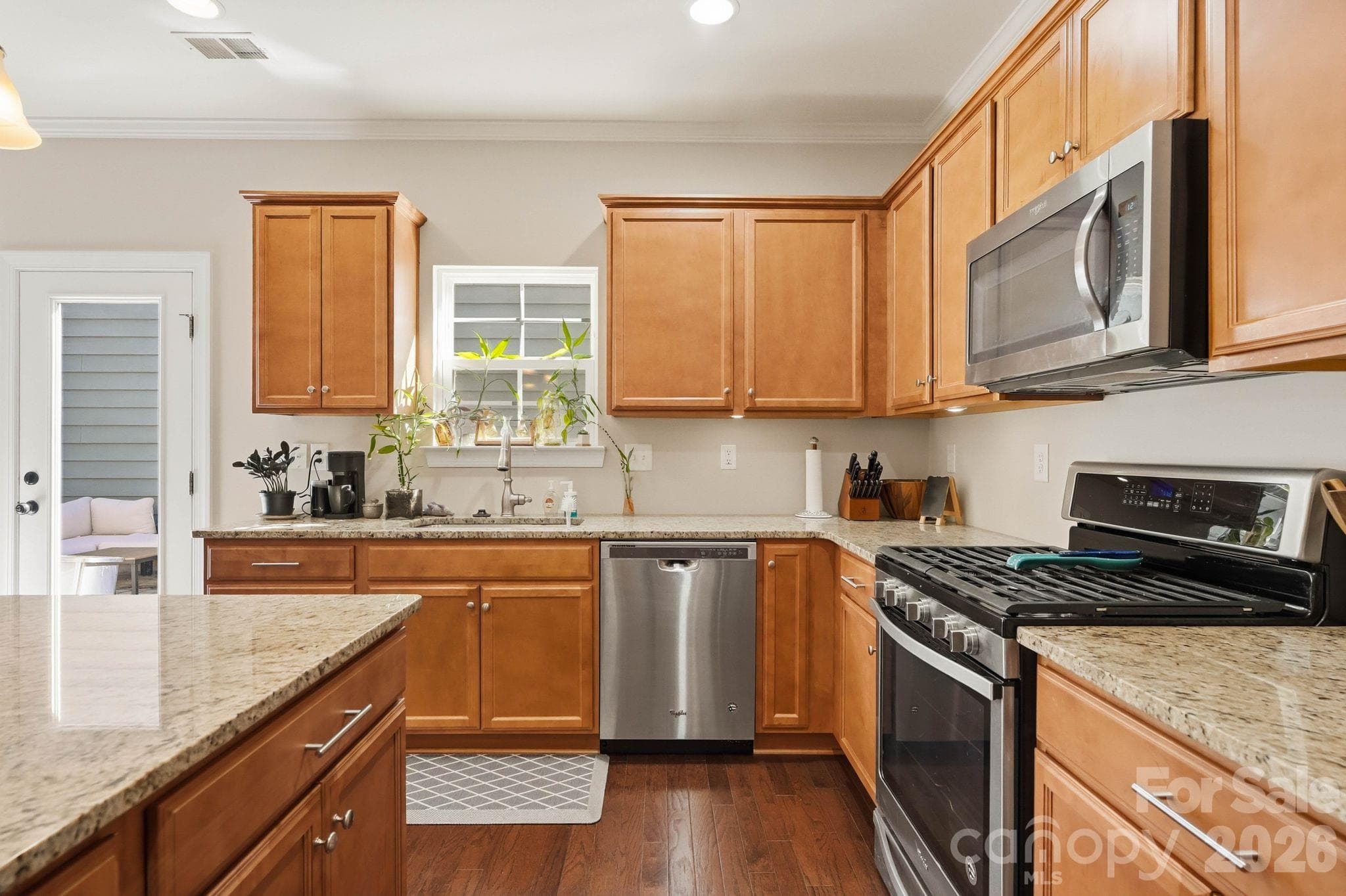 Single Family Residence at 7544 Fairway Villa Circle, Denver, photo 12 of 26