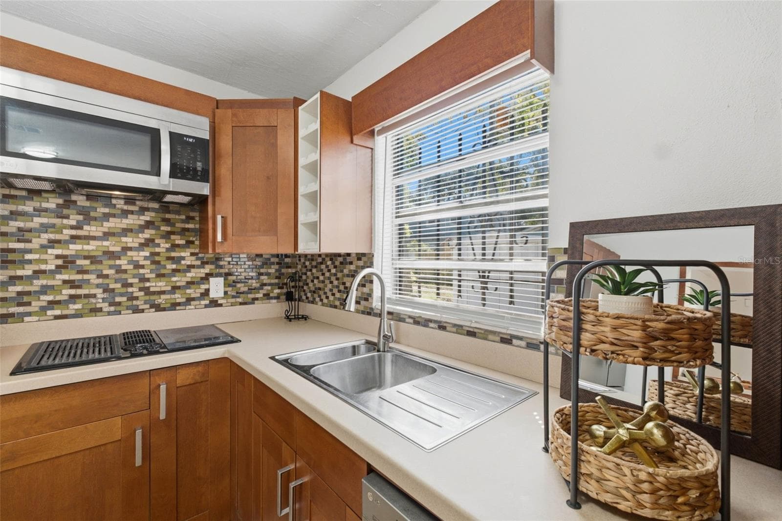Single Family Residence at 3010 EMERSON AVE S, ST PETERSBURG, photo 23 of 58