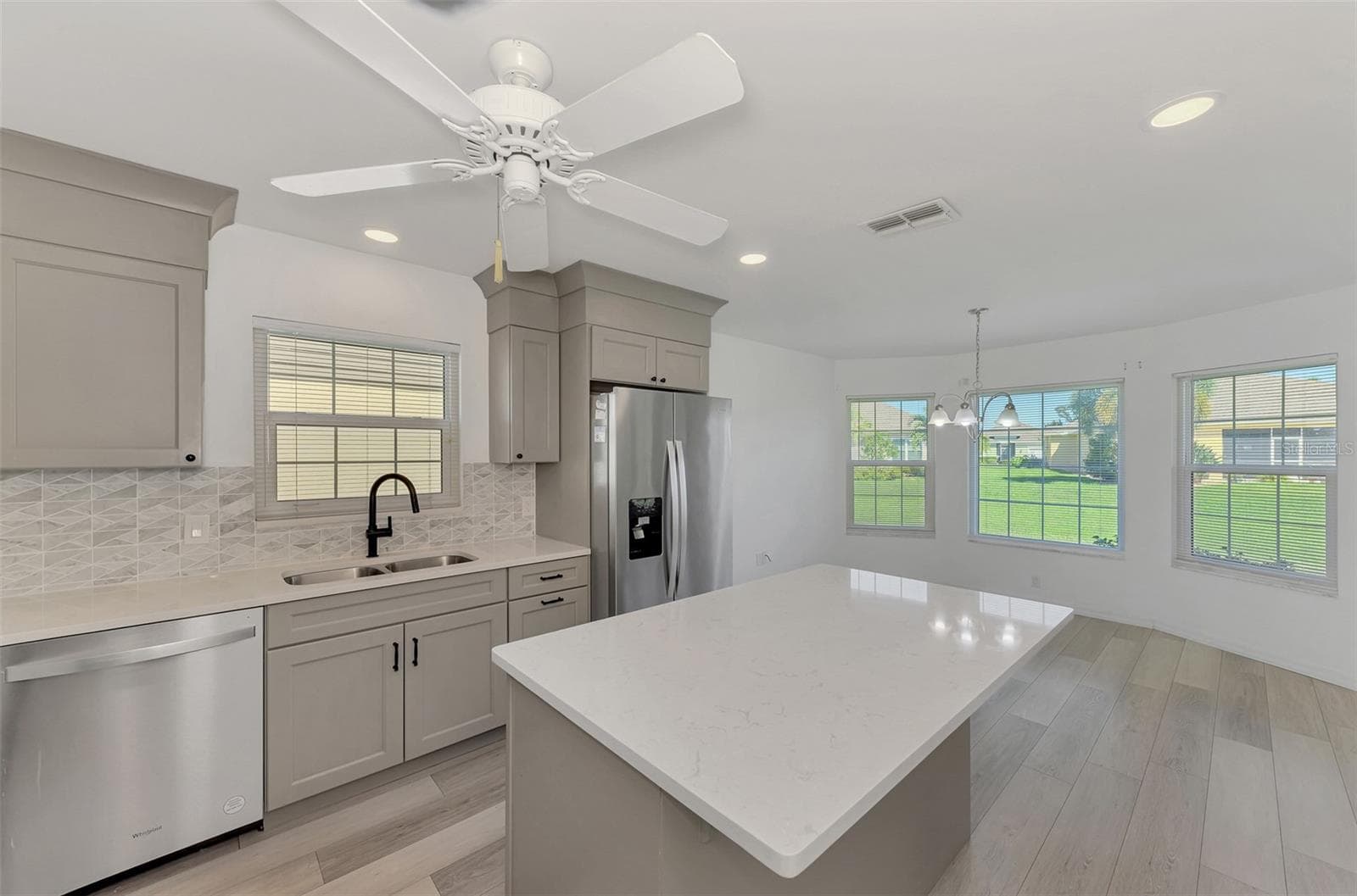 Modern Kitchen - 238 PARK FOREST BLVD #146, ENGLEWOOD