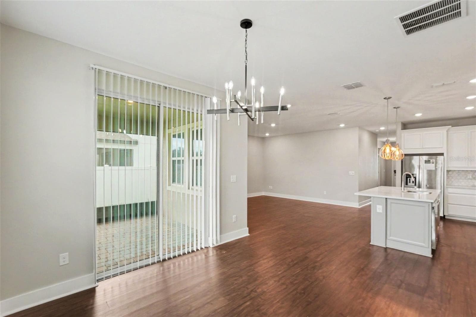 Single Family Residence at 34356 EVERGREEN HILL CT, WESLEY CHAPEL, photo 7 of 15