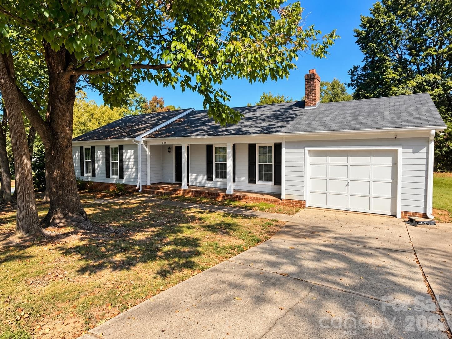 Single Family Residence at 501 Mary Charlotte Drive, Charlotte, photo 2 of 12