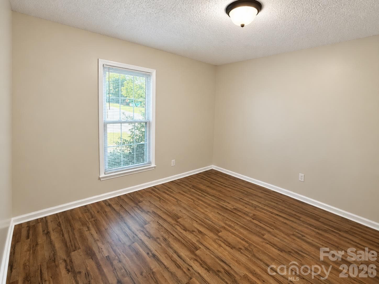 Single Family Residence at 501 Mary Charlotte Drive, Charlotte, photo 8 of 12