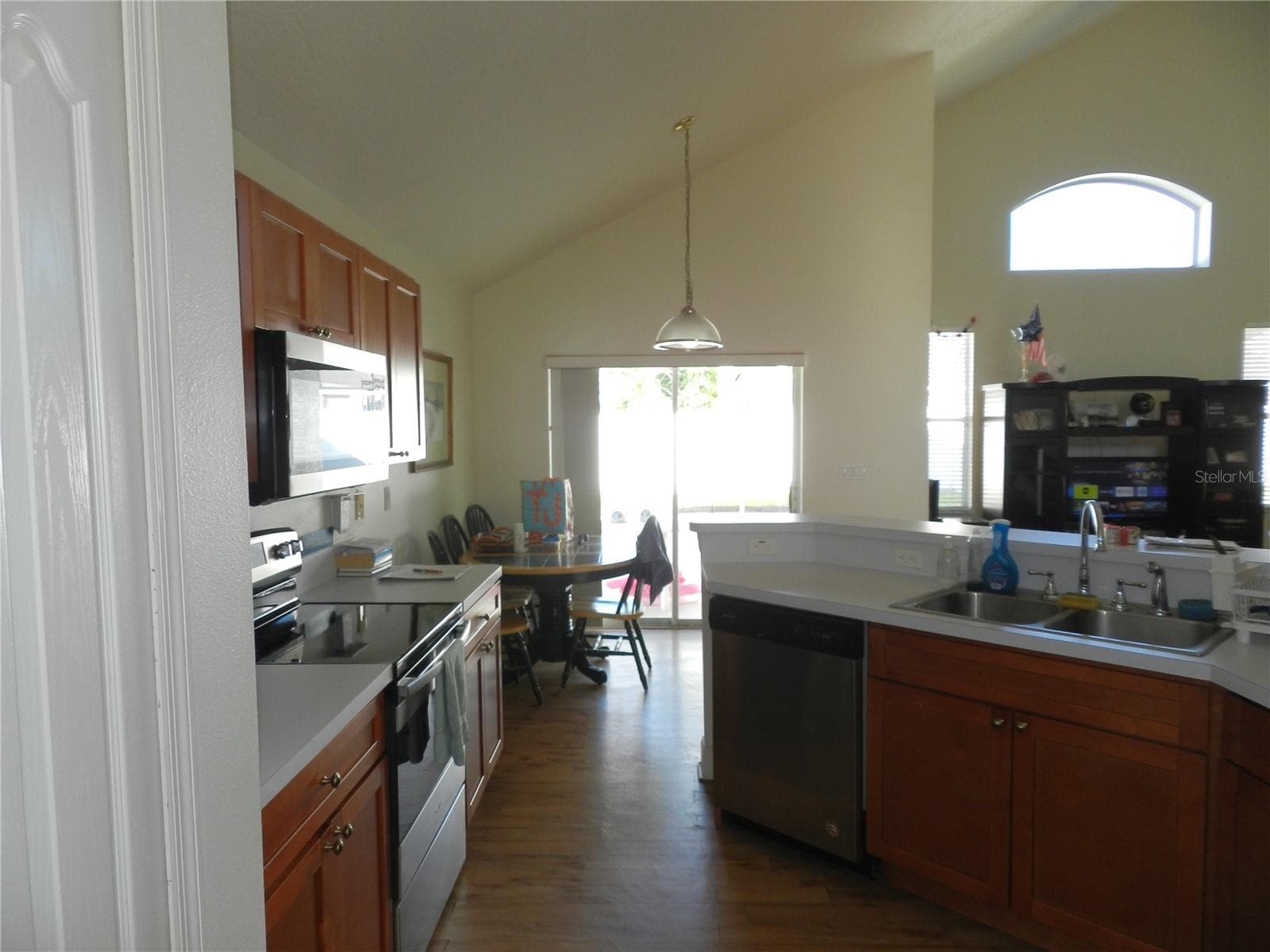 Single Family Residence at 1040 FOX HOLLOW RUN, DUNEDIN, photo 12 of 34