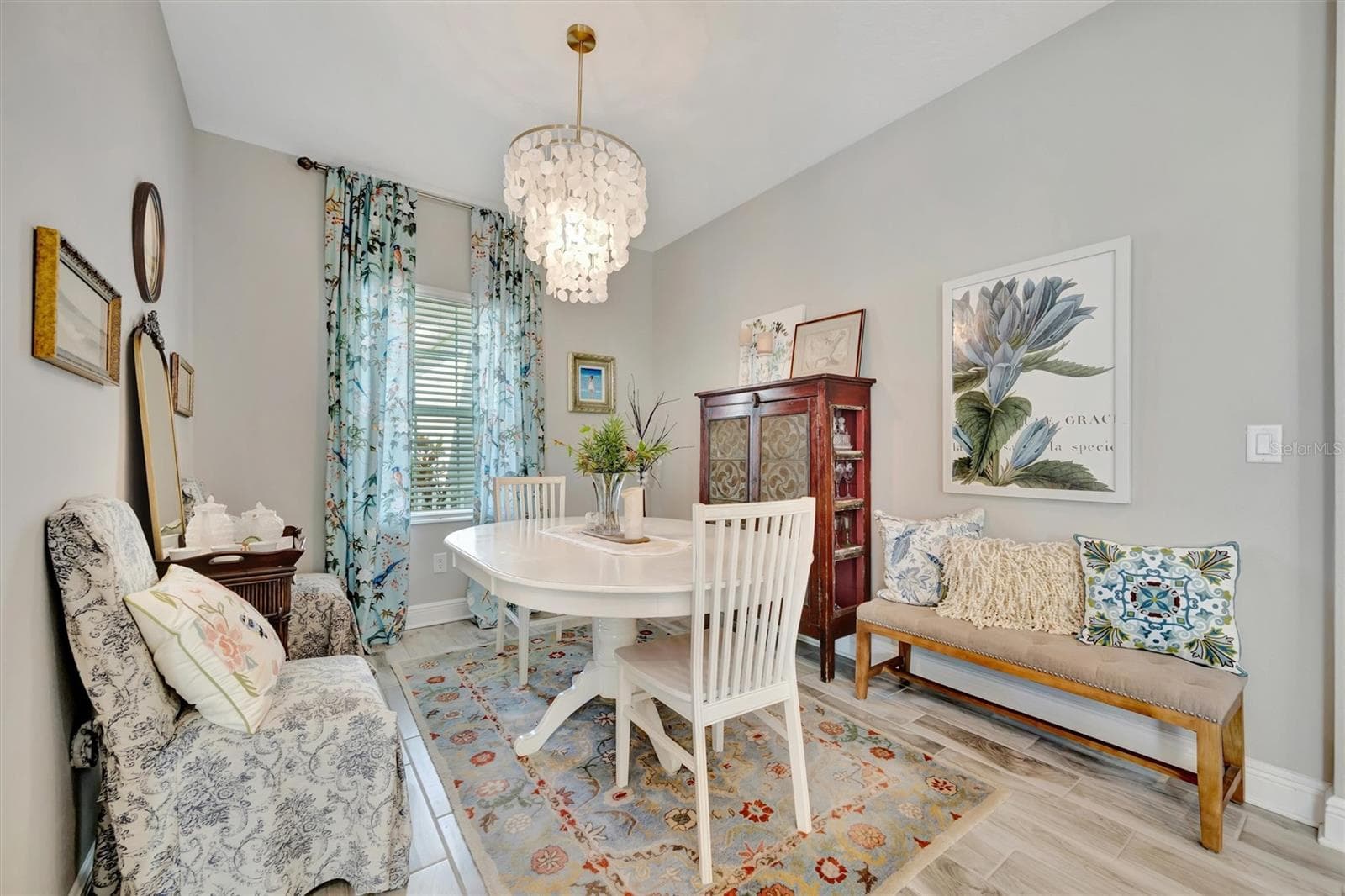 Imagine a dining space, den or additional bedroom space - 11115 SAND PINE LN, PARRISH