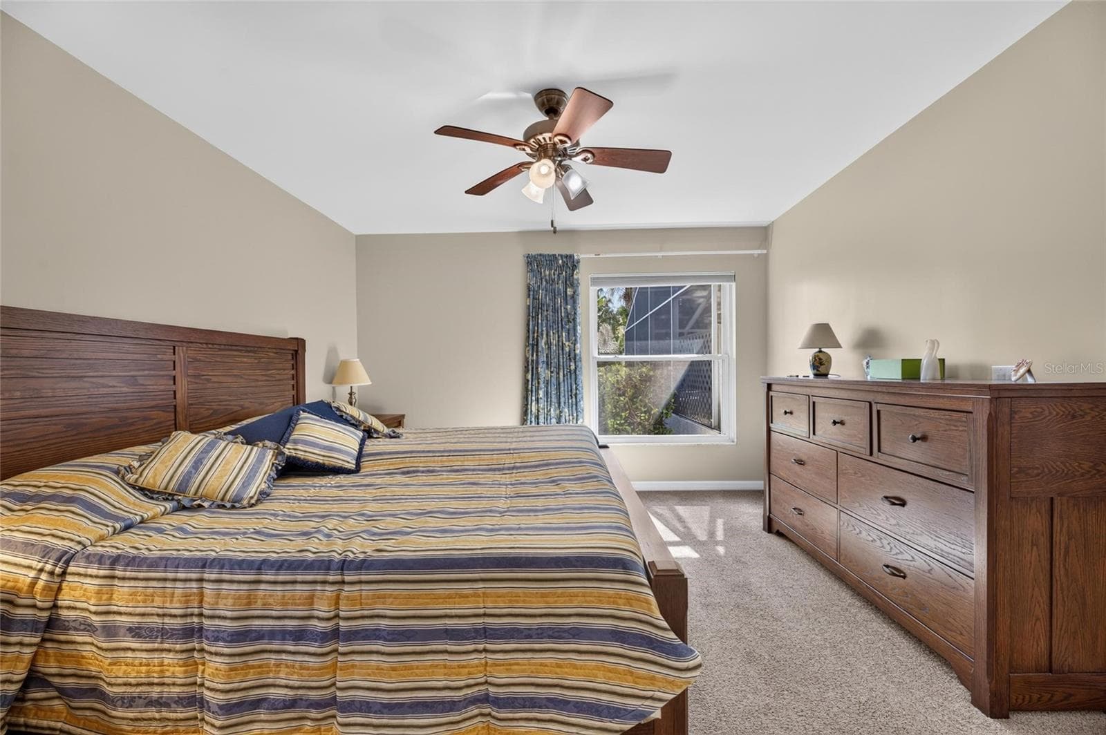 Single Family Residence at 5713 GARDEN LAKES MAJESTIC, BRADENTON, photo 34 of 100