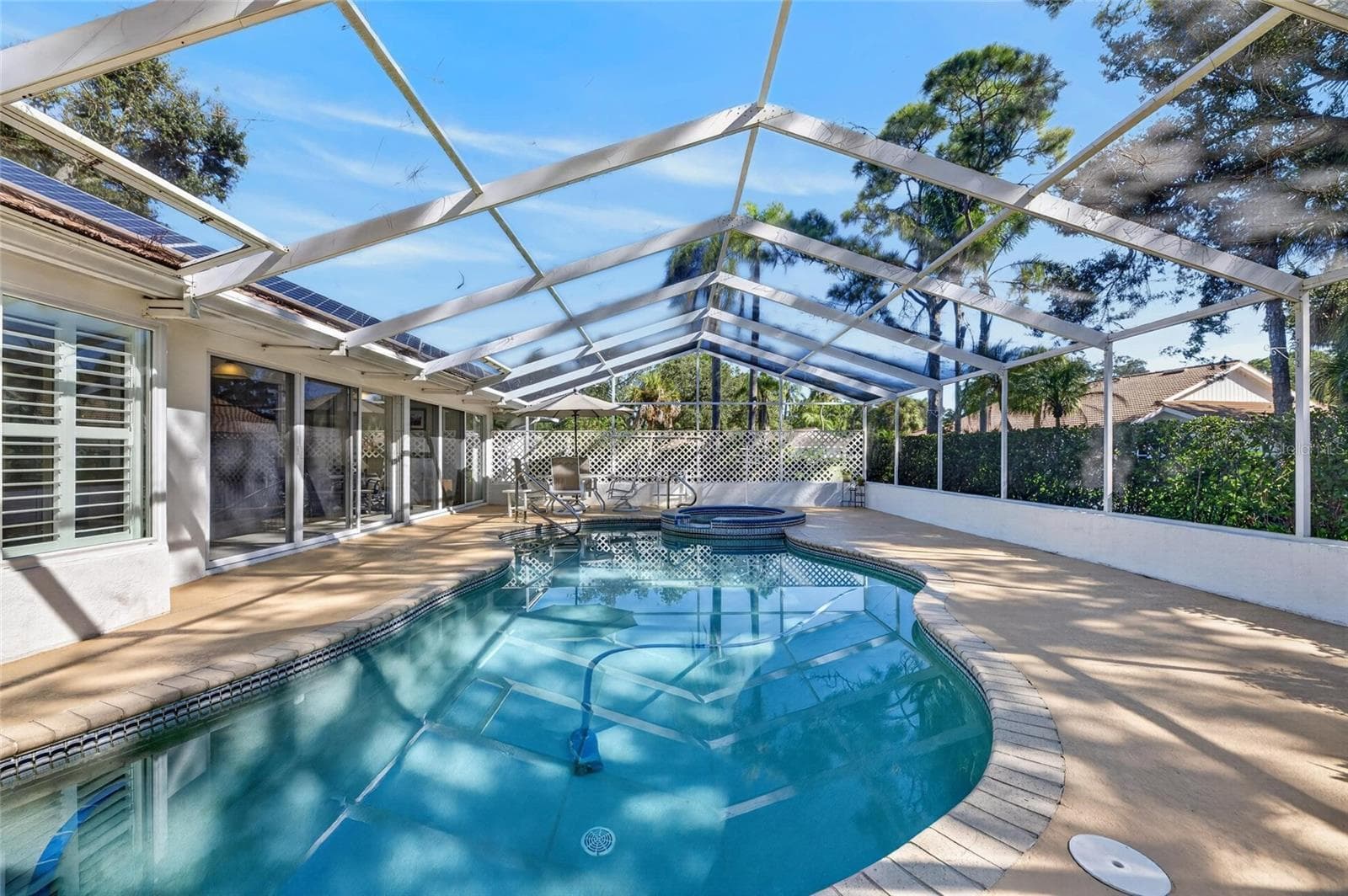 Single Family Residence at 5713 GARDEN LAKES MAJESTIC, BRADENTON, photo 49 of 100