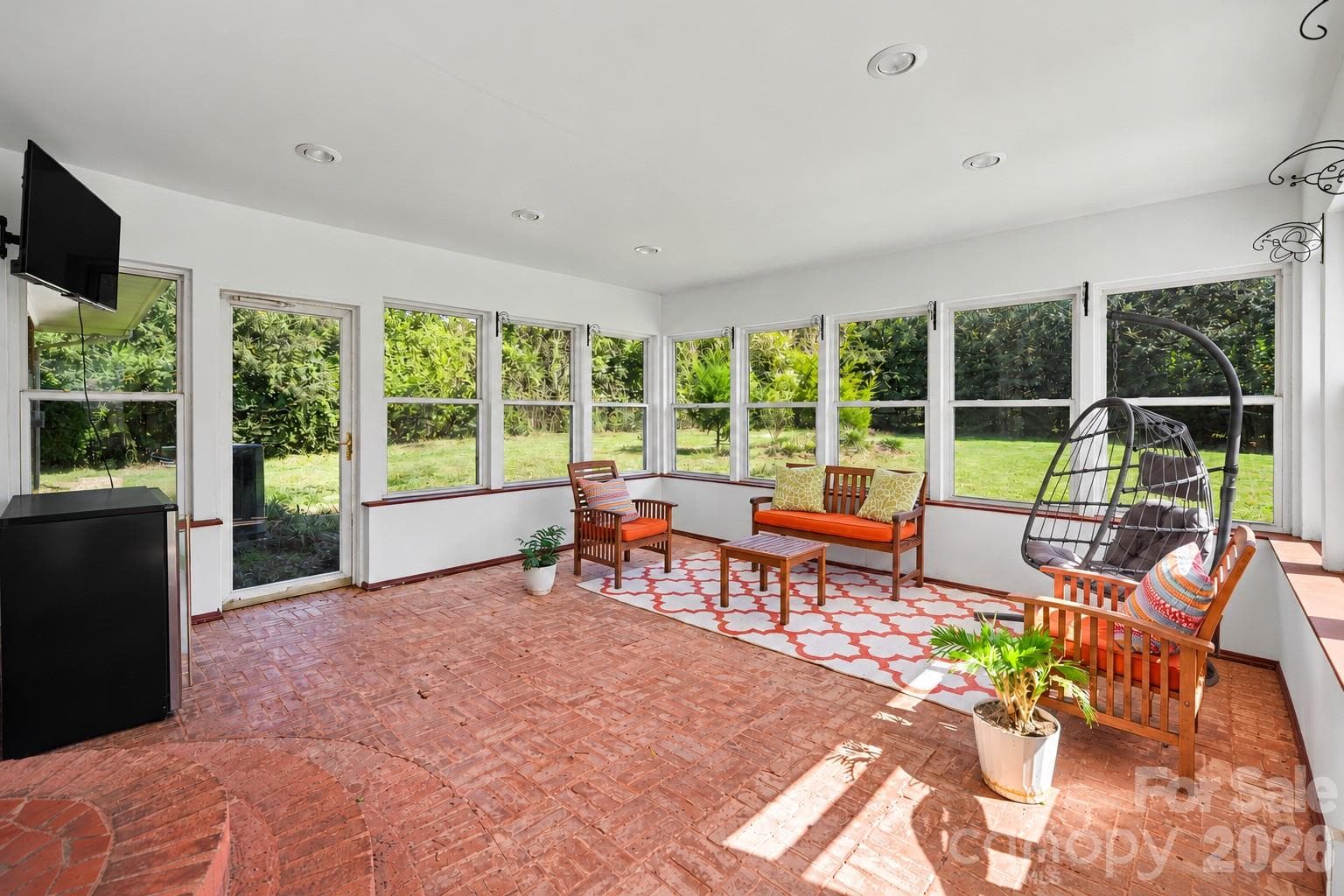 Relax in the screened-in porch - 1620 Forest Lake Drive, Rock Hill