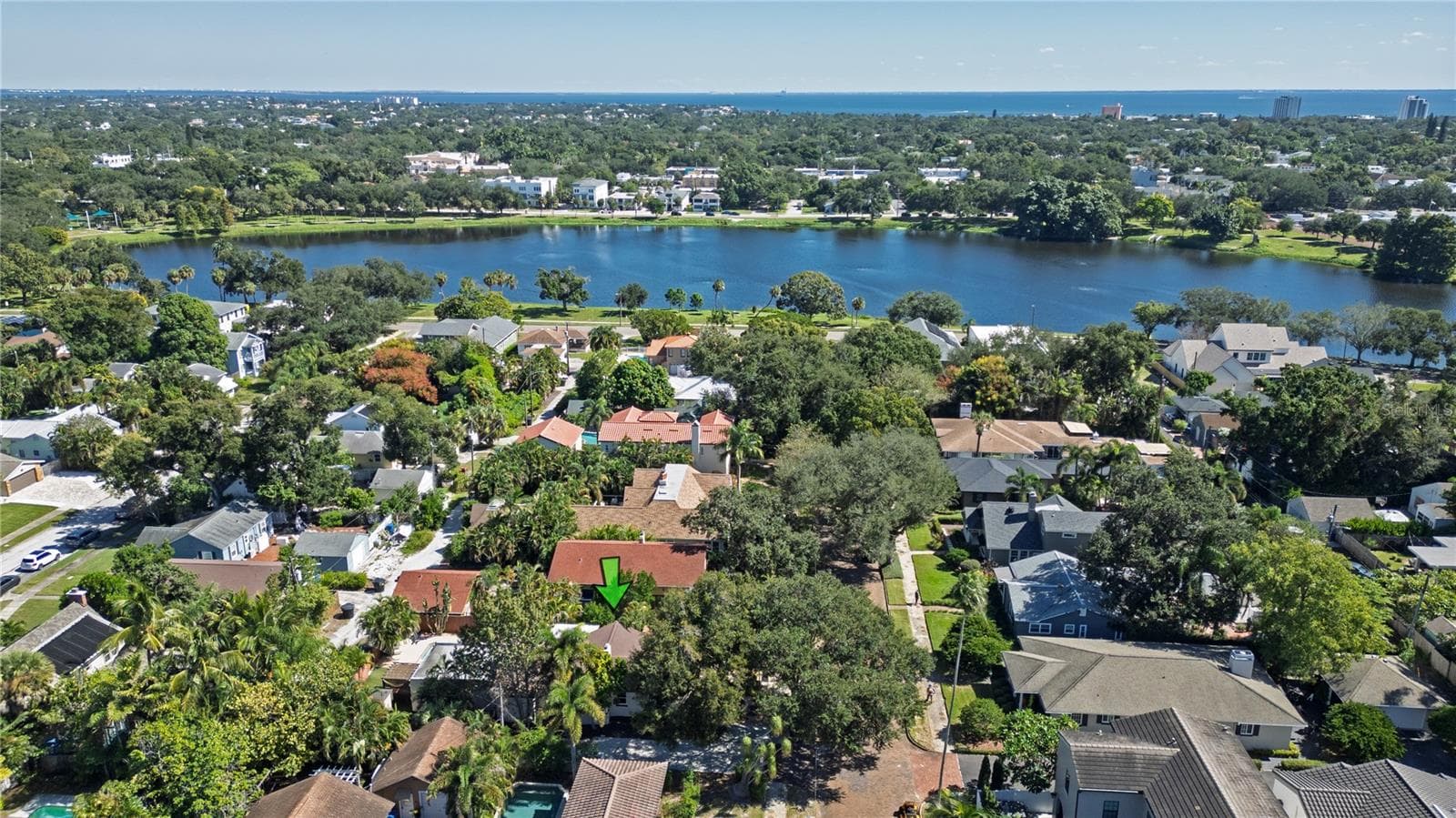 Steps to Crescent Lake Park - 767 17TH AVE N, ST PETERSBURG