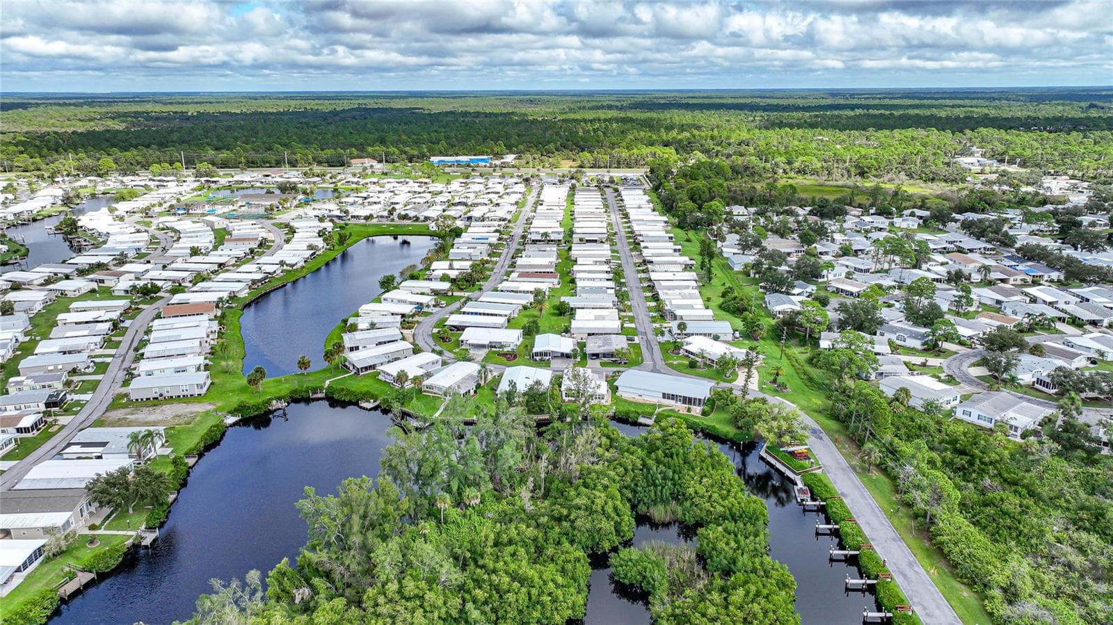 Manufactured Home at 110 MARTINIQUE RD, NORTH PORT, photo 55 of 73