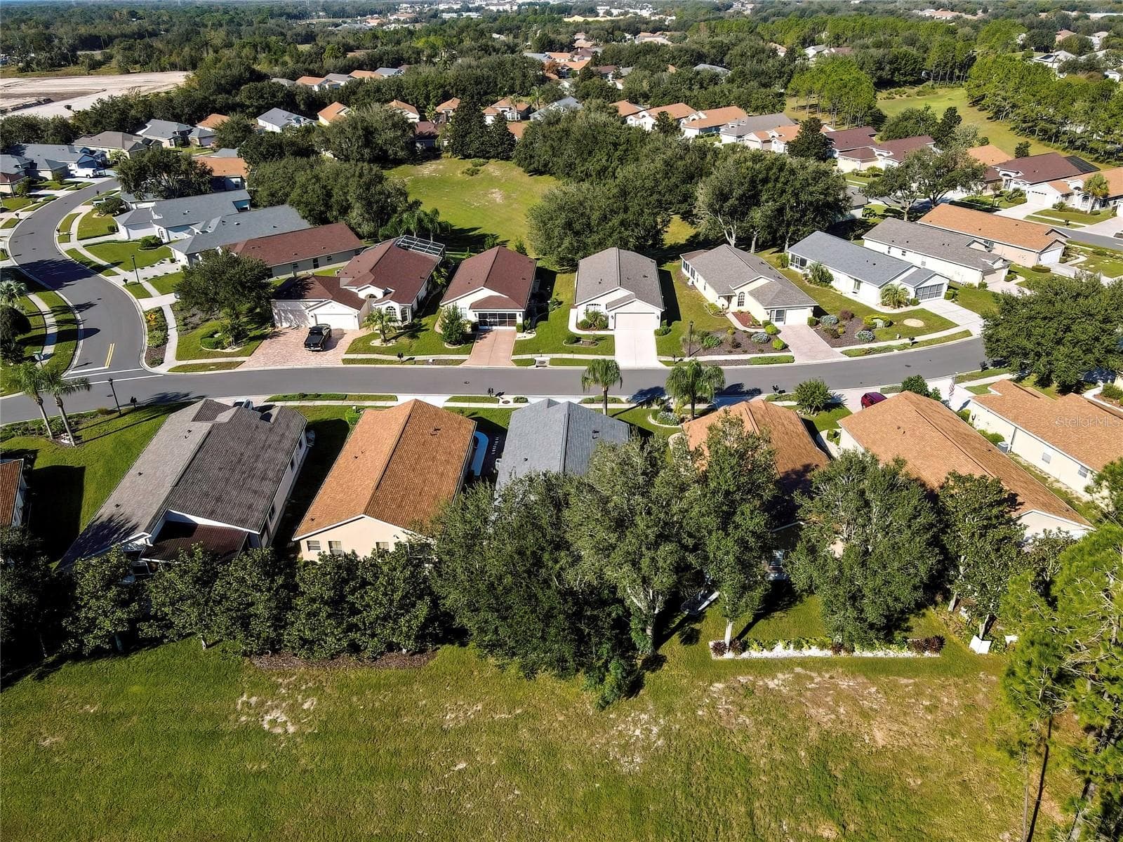 Single Family Residence at 300 HARTFORD CT, SPRING HILL, photo 43 of 63