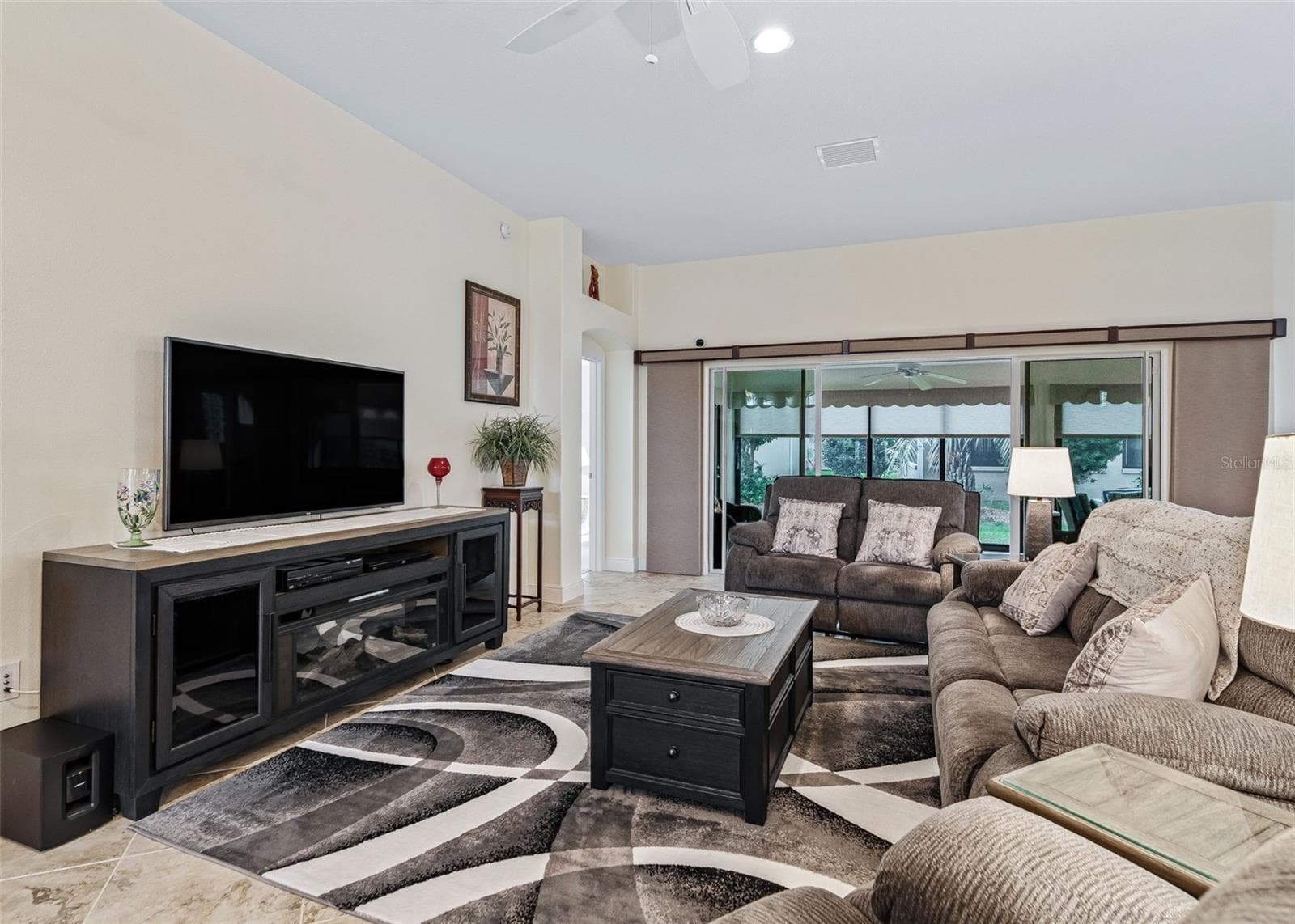 Single Family Residence at 3188 ABANA PATH, THE VILLAGES, photo 11 of 49