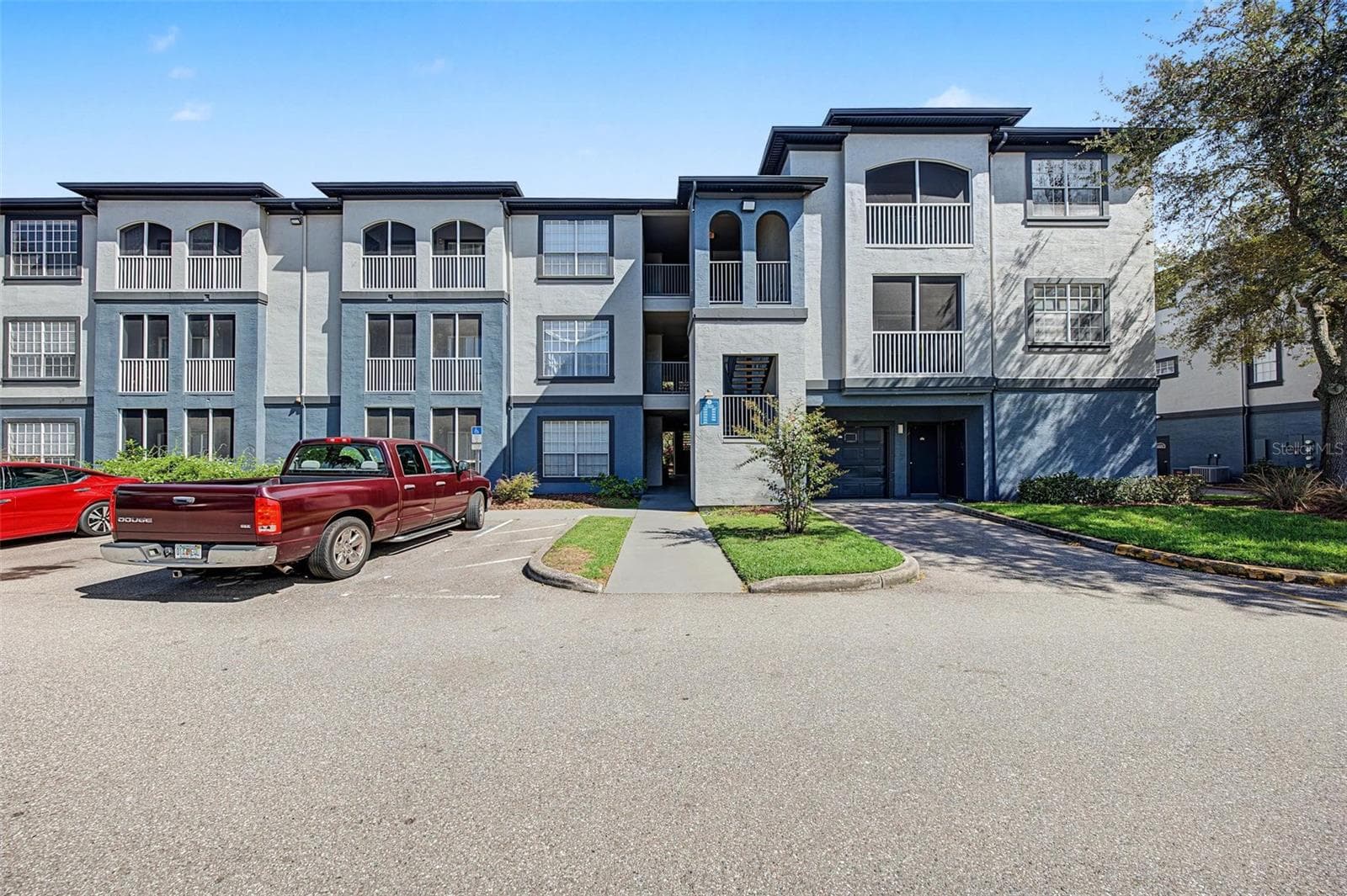 Beautiful First Floor Condo - 13123 Sanctuary Cove Drive - Unit 104 - 13123 SANCTUARY COVE DR #104, TEMPLE TERRACE