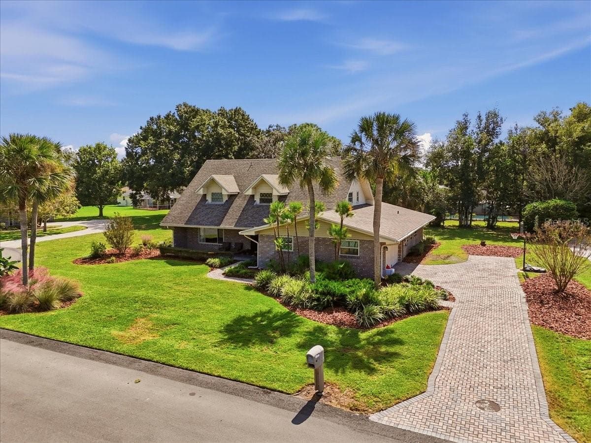 Single Family Residence at 70 GREENFIELD CT, WINTER HAVEN, photo 37 of 38