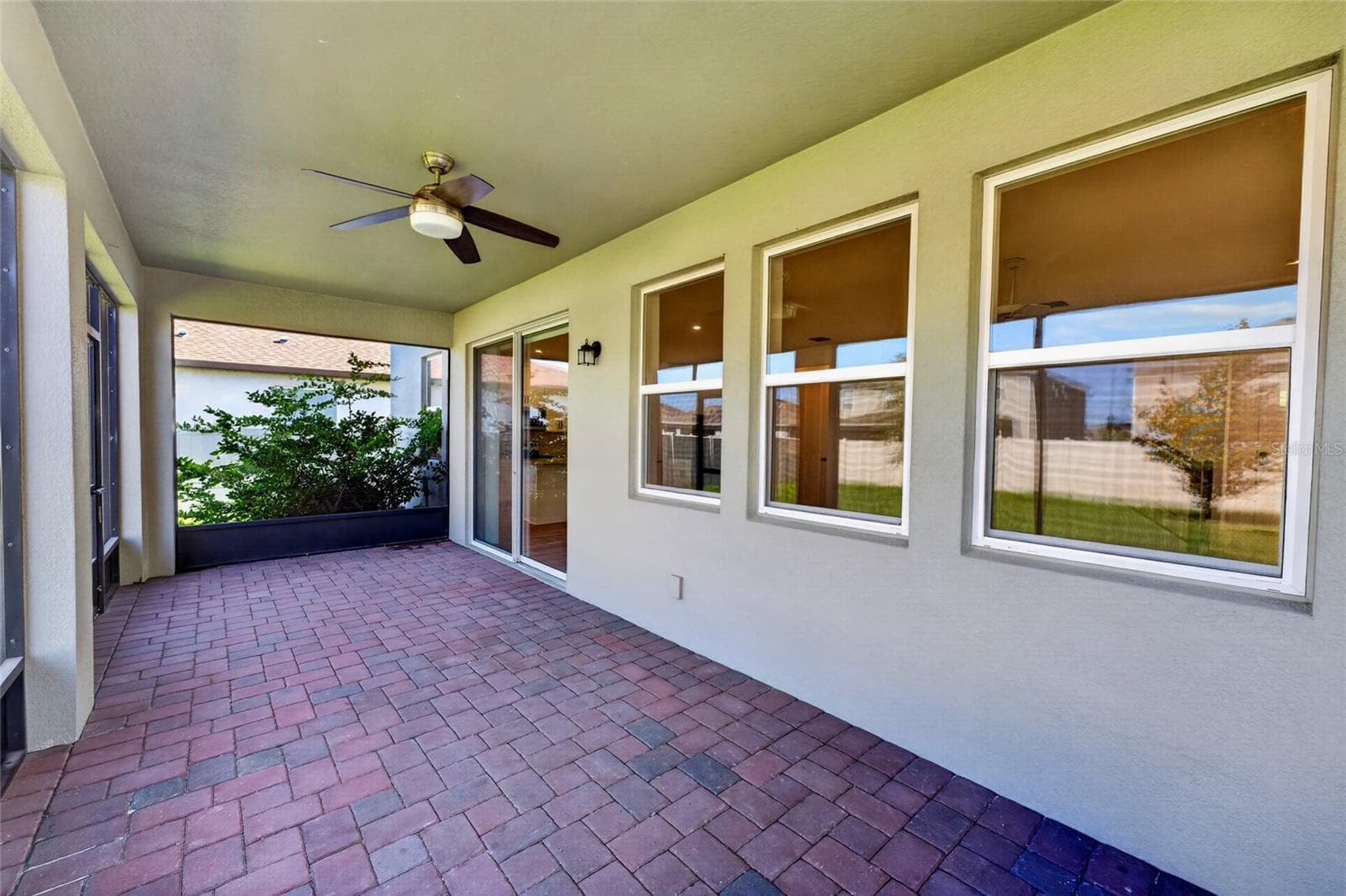Screen-in Lanai - 2960 ANGELONIA THORN WAY, CLERMONT