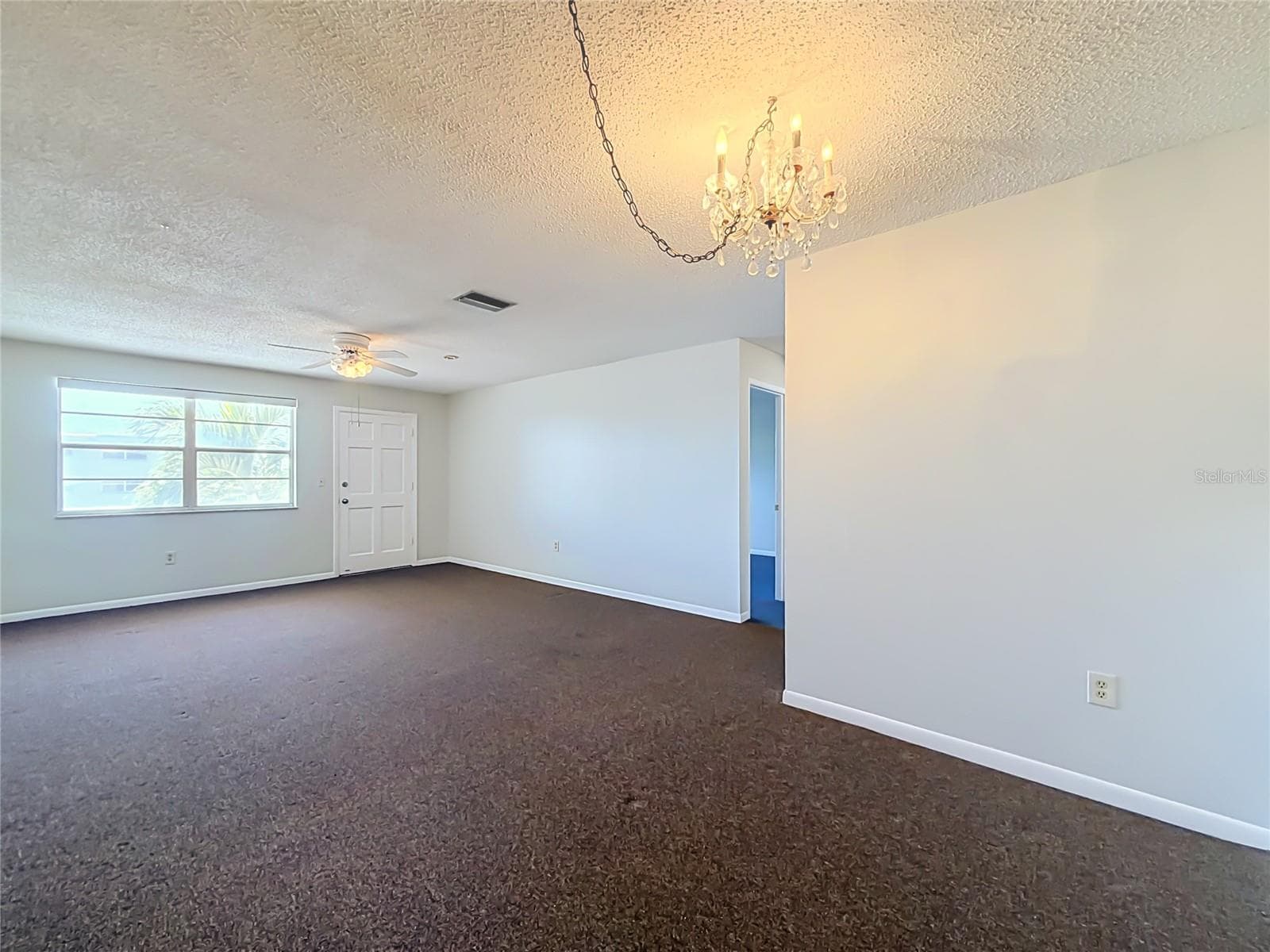 Dining area - 3128 59TH ST S #204, GULFPORT