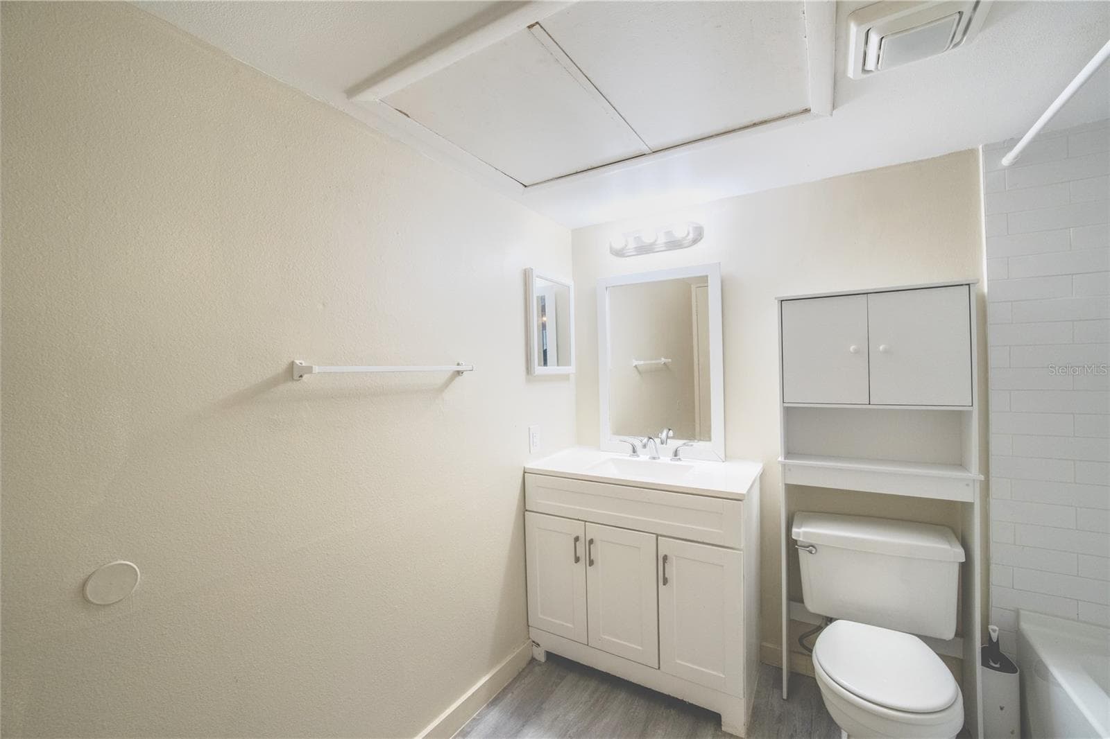Condominium at 315 LAKEPOINTE DR #204, ALTAMONTE SPRINGS, photo 10 of 21