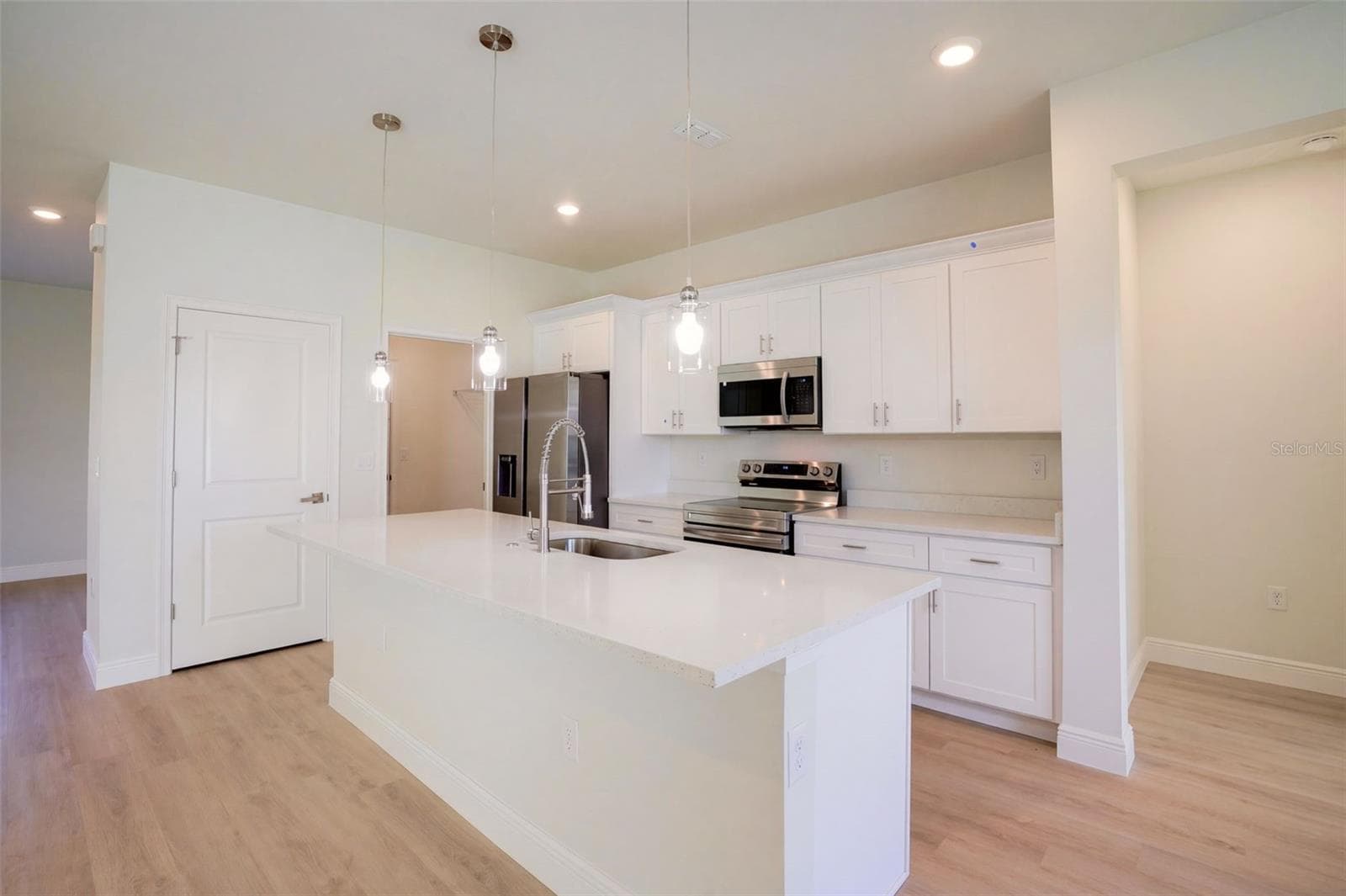 Single Family Residence at 2570 SW 156TH LANE RD, OCALA, photo 7 of 19