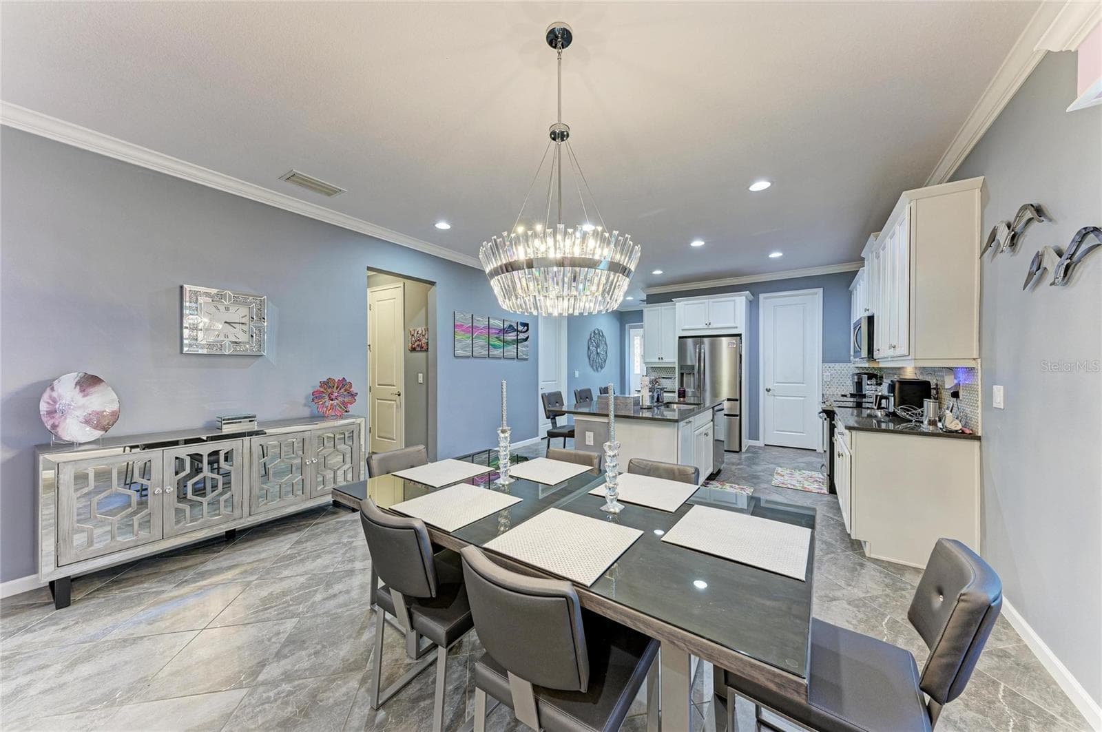 Single Family Residence at 11481 RENAISSANCE BLVD, VENICE, photo 22 of 93