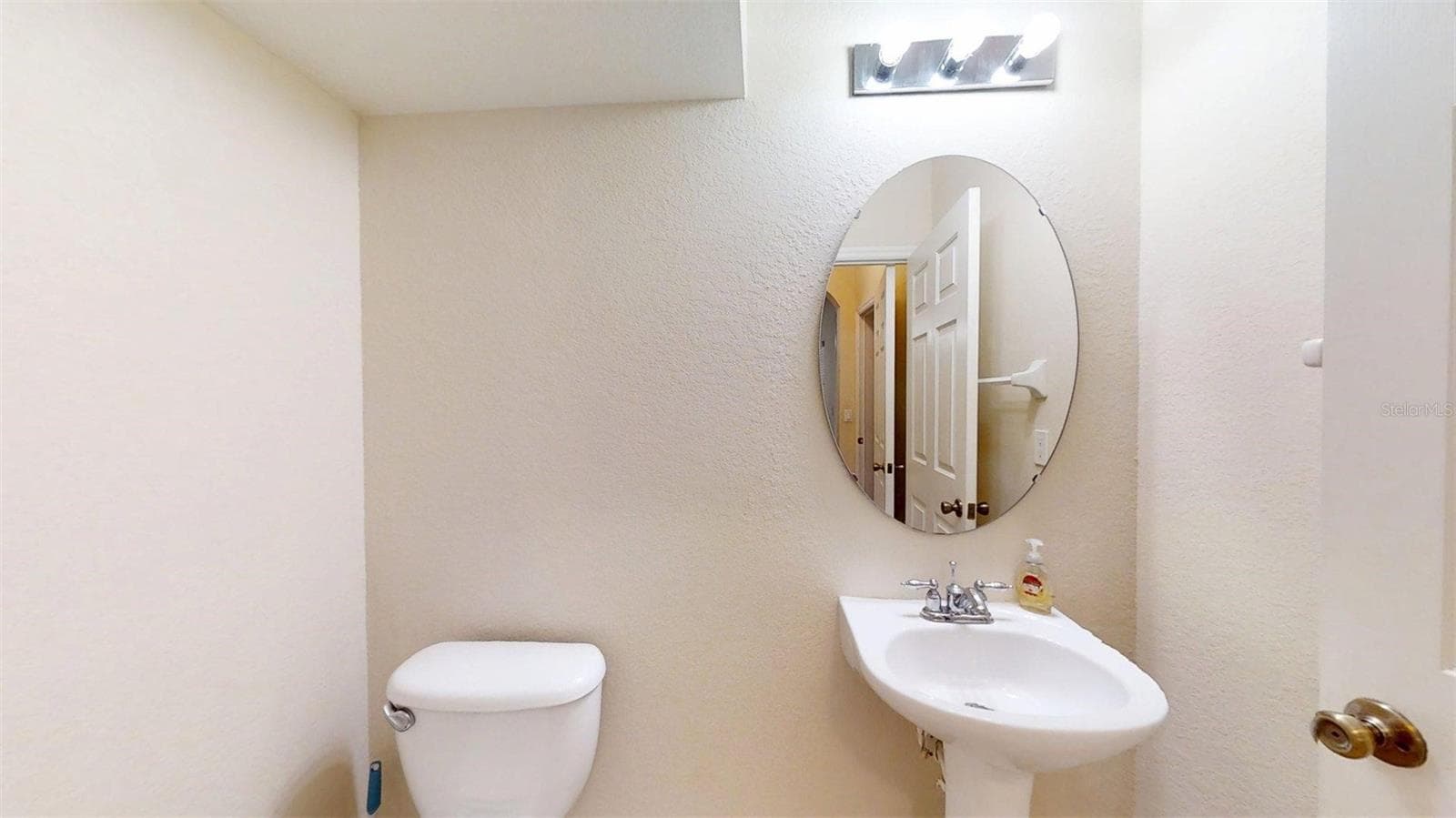 Townhouse at 1370 PACIFIC RD, POINCIANA, photo 15 of 38