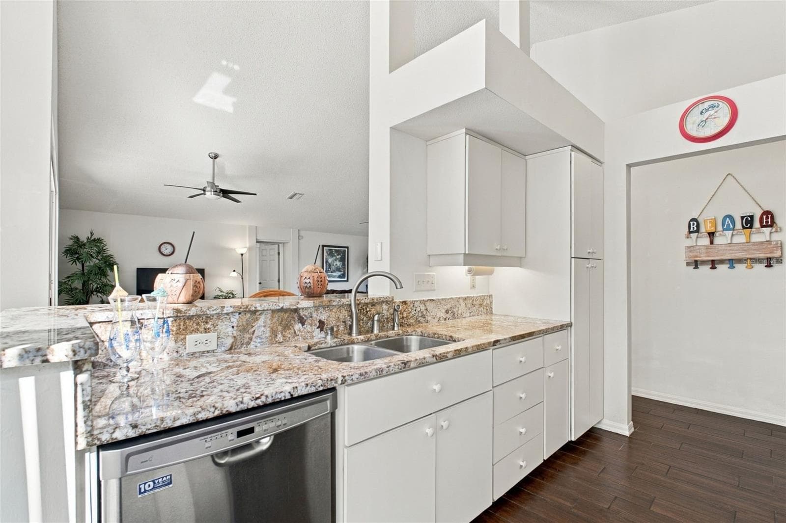Single Family Residence at 8314 MILLWOOD DR, HUDSON, photo 10 of 65