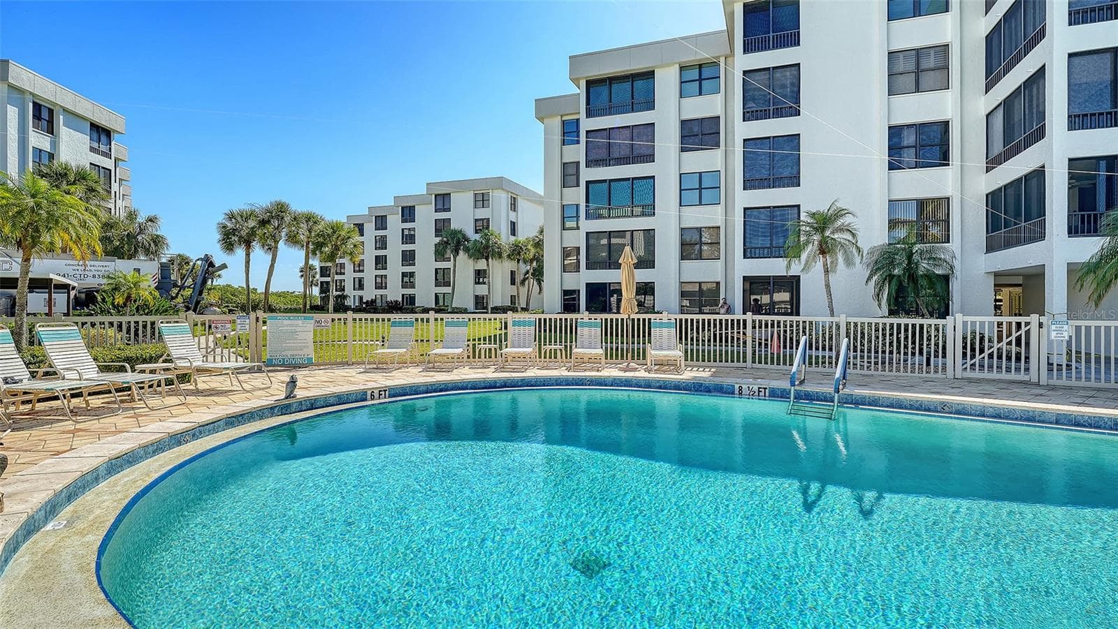 bayside Pool - 8773 MIDNIGHT PASS RD #102G, SARASOTA