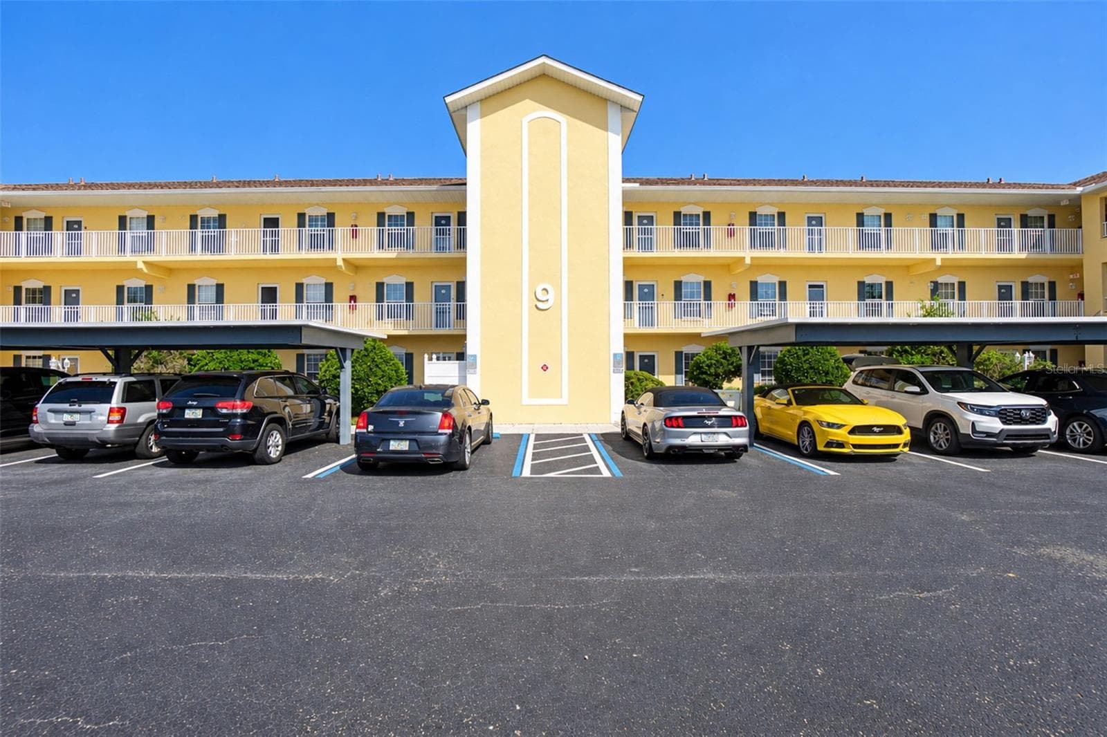 Condominium at 175 KINGS HWY #924, PUNTA GORDA, photo 29 of 35