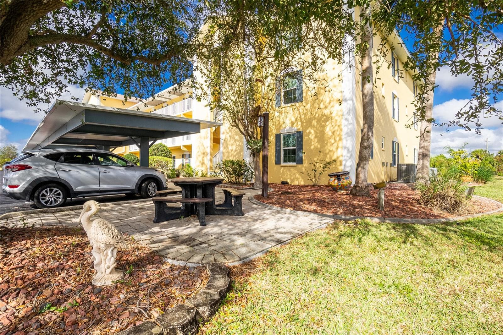 Condominium at 175 KINGS HWY #924, PUNTA GORDA, photo 32 of 35